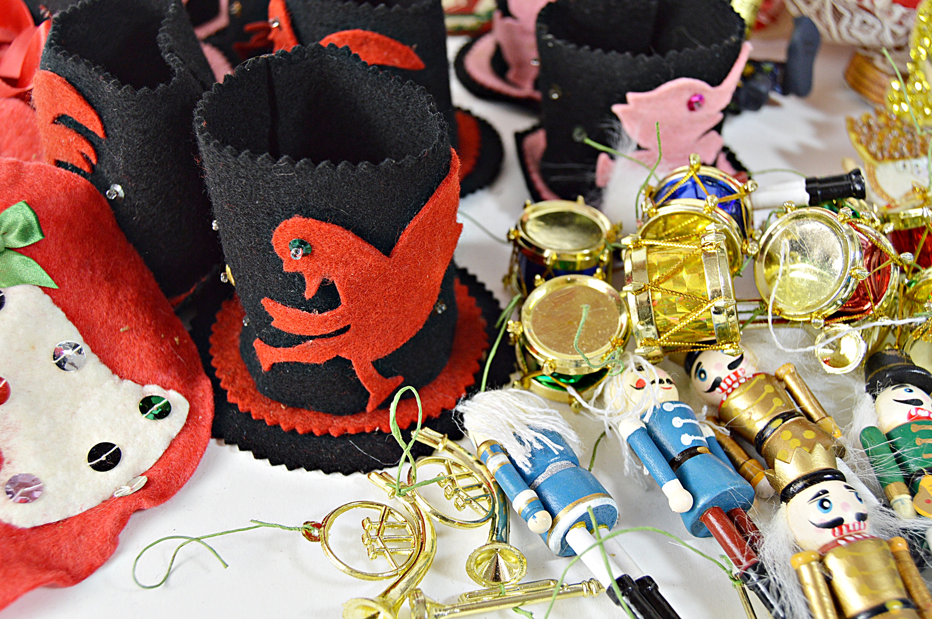 Vintage Christmas and Barware Decor and Collectibles with Bradley Dolls