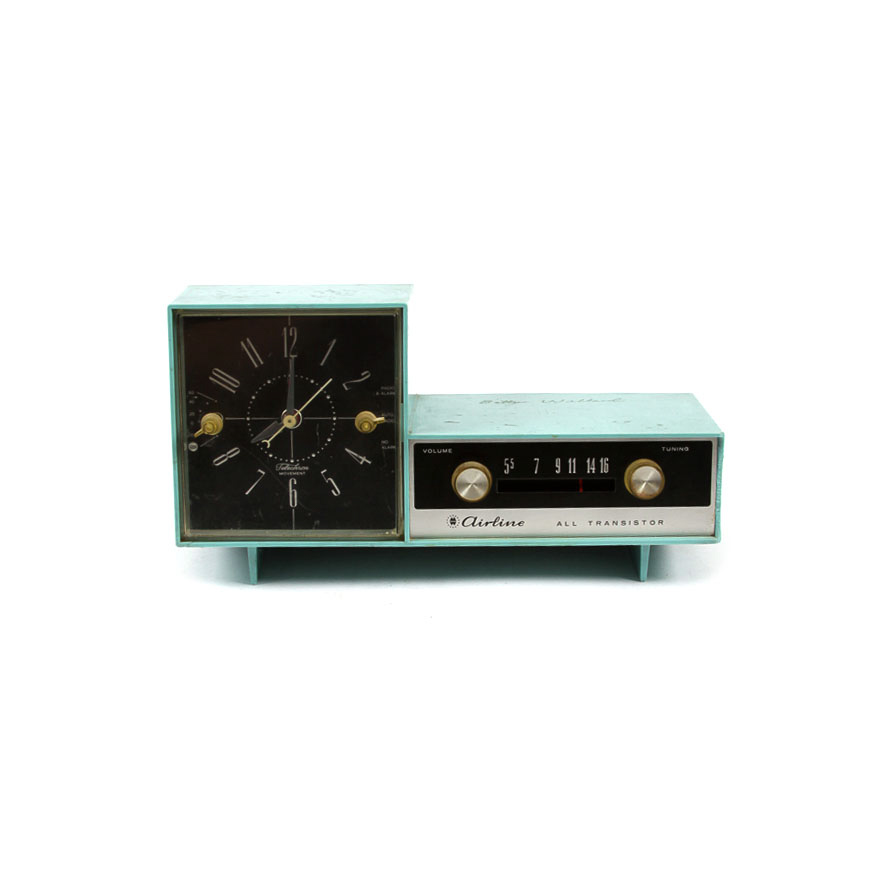1960s Montgomery Ward Airline Clock Radio