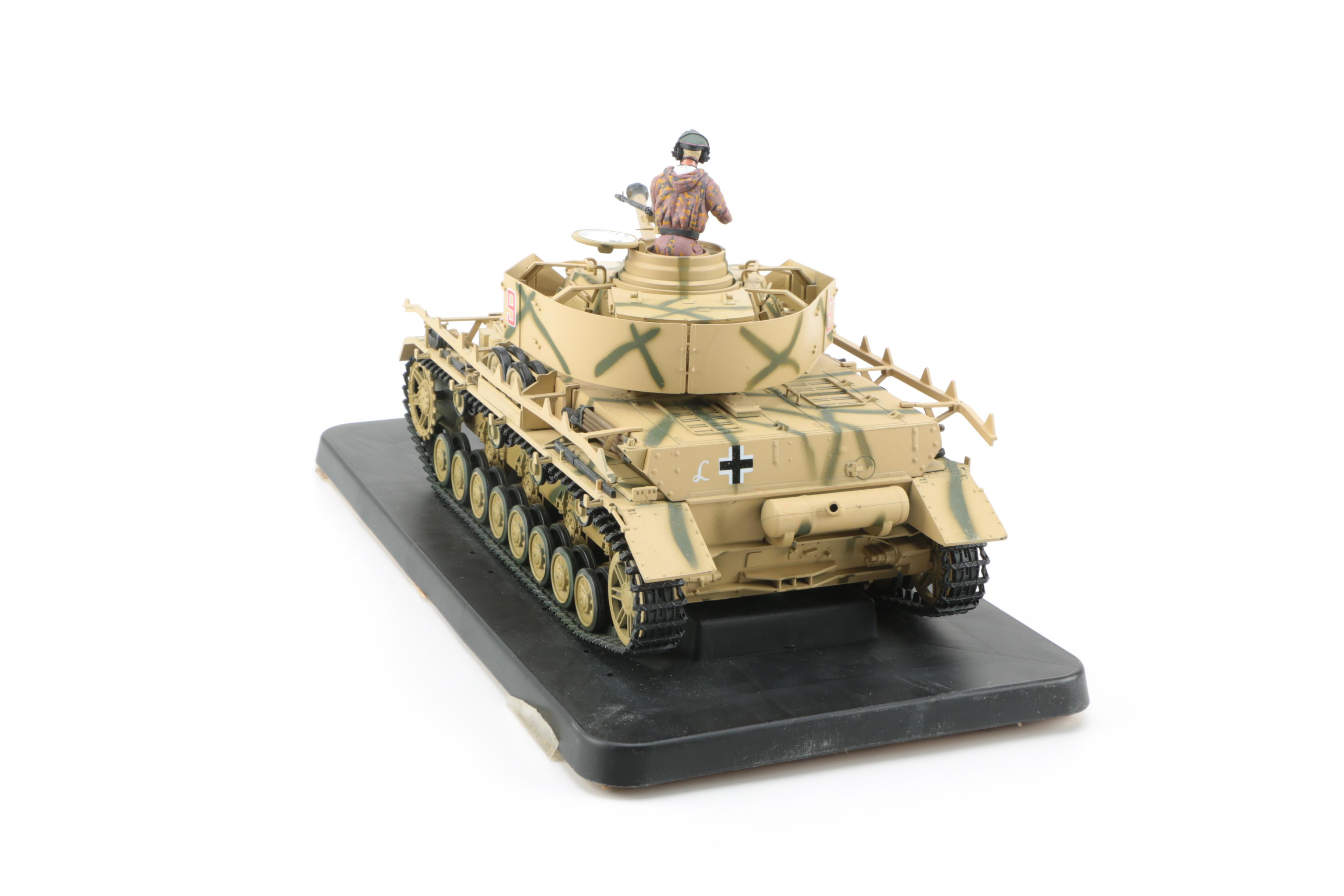 21st Century Toys 1:18 Scale WWII German Panzer Tank