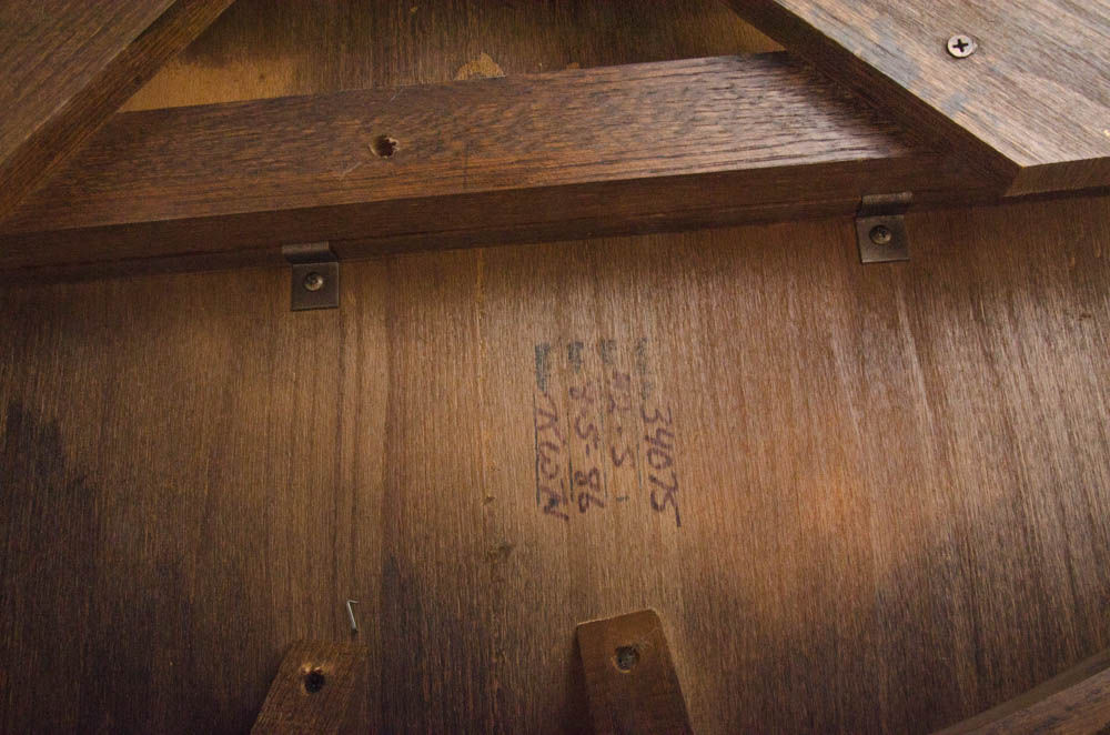Oak Pedestal Table with Windsor Style Chairs
