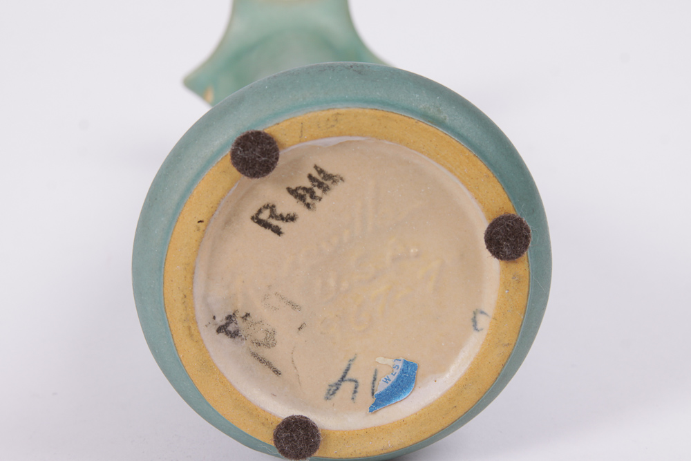 Vintage Roseville Pottery "Bleeding Heart" Green Vase