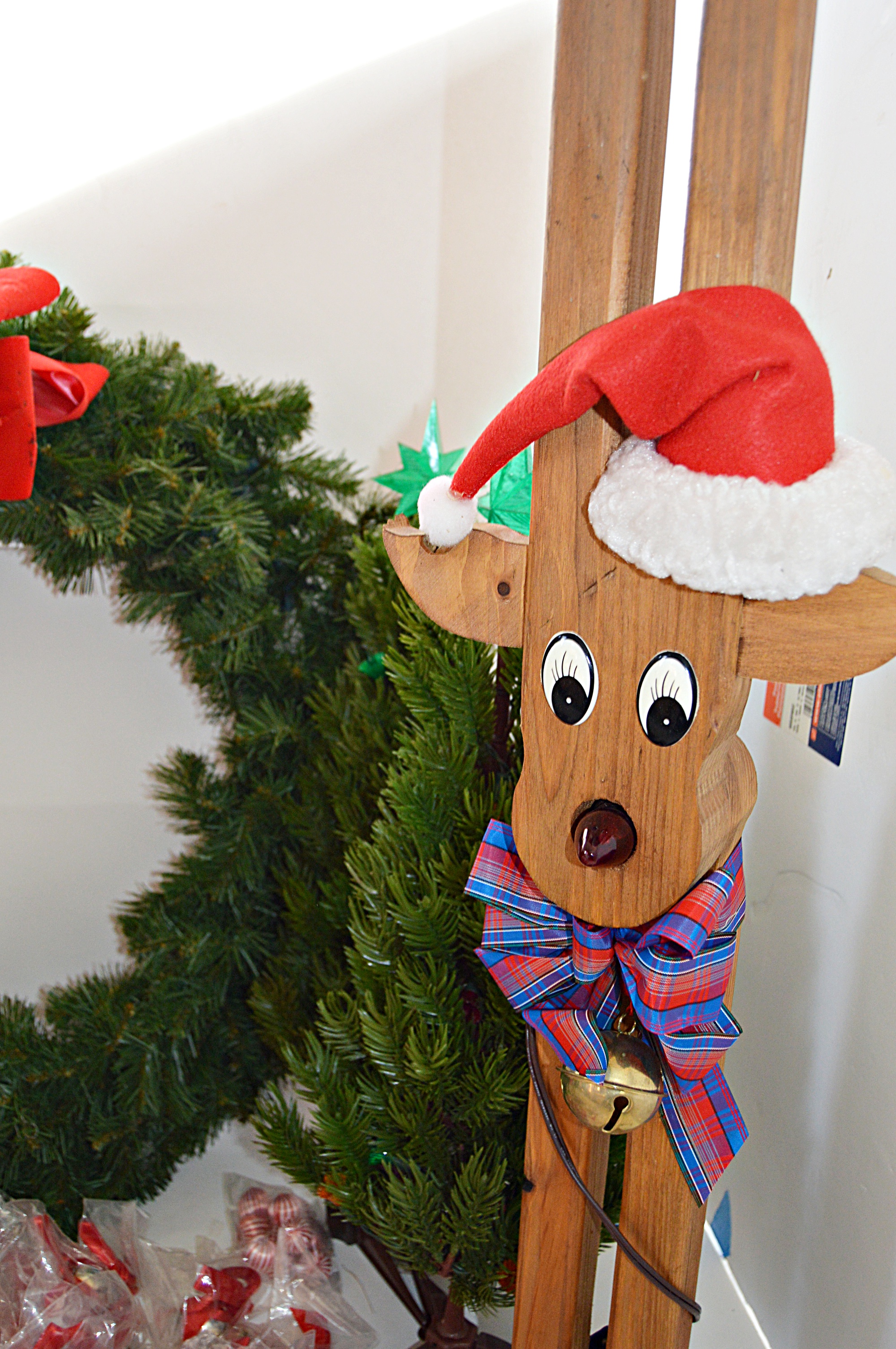 Christmas Wreath, Lighted Decorated Tree and Decor