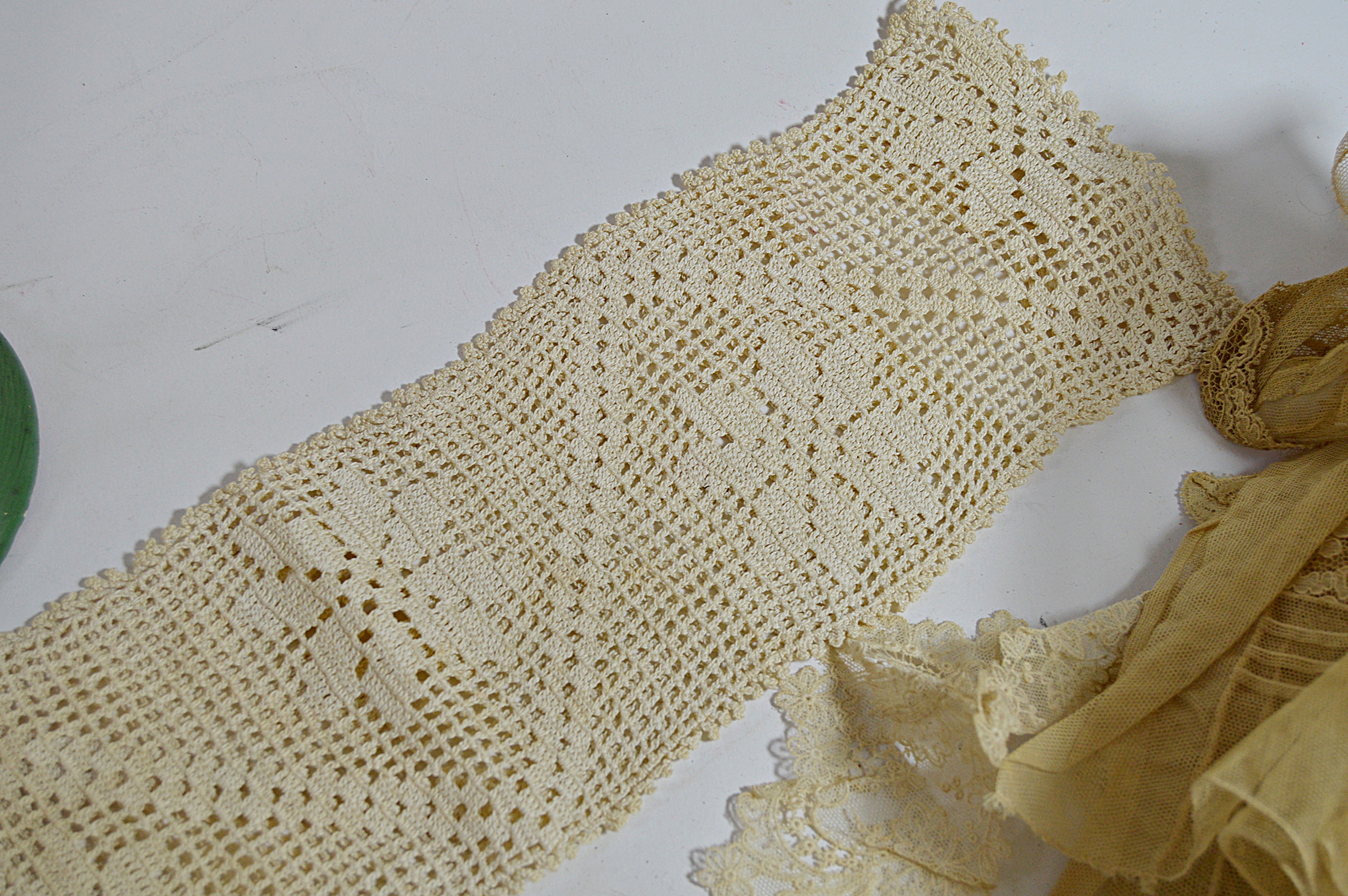 Antique Lace Collars, Blouse, Accessories, Hand Painted Hat Stand