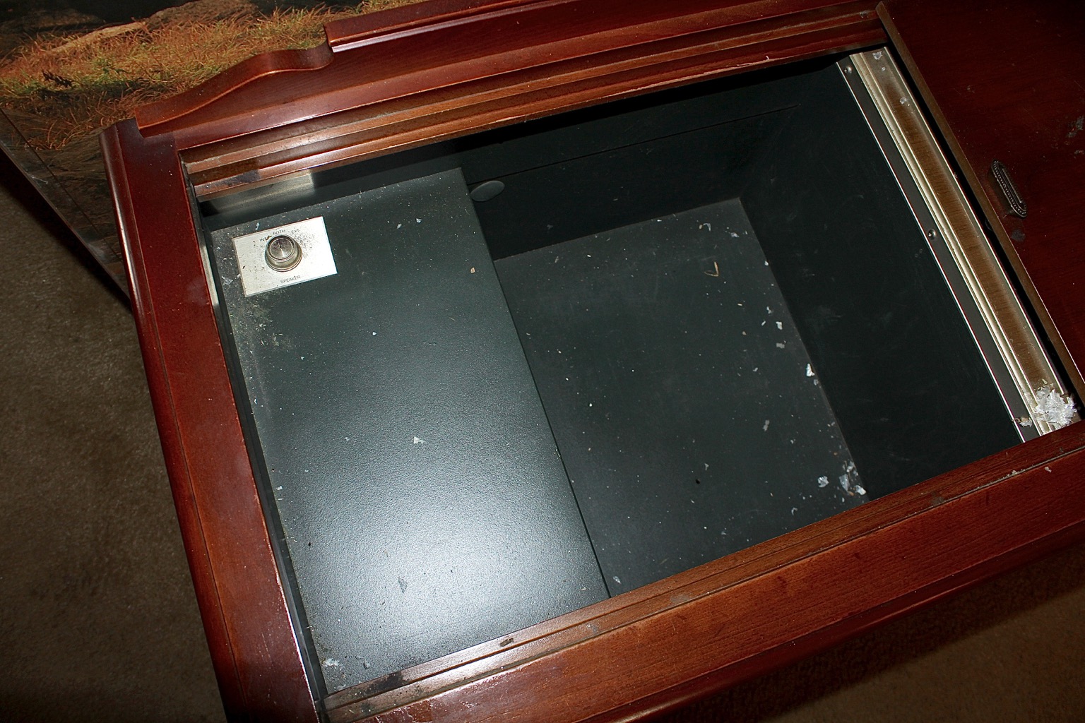 Magnavox Micromatic HI-FI Stereo Turntable/Radio Cabinet