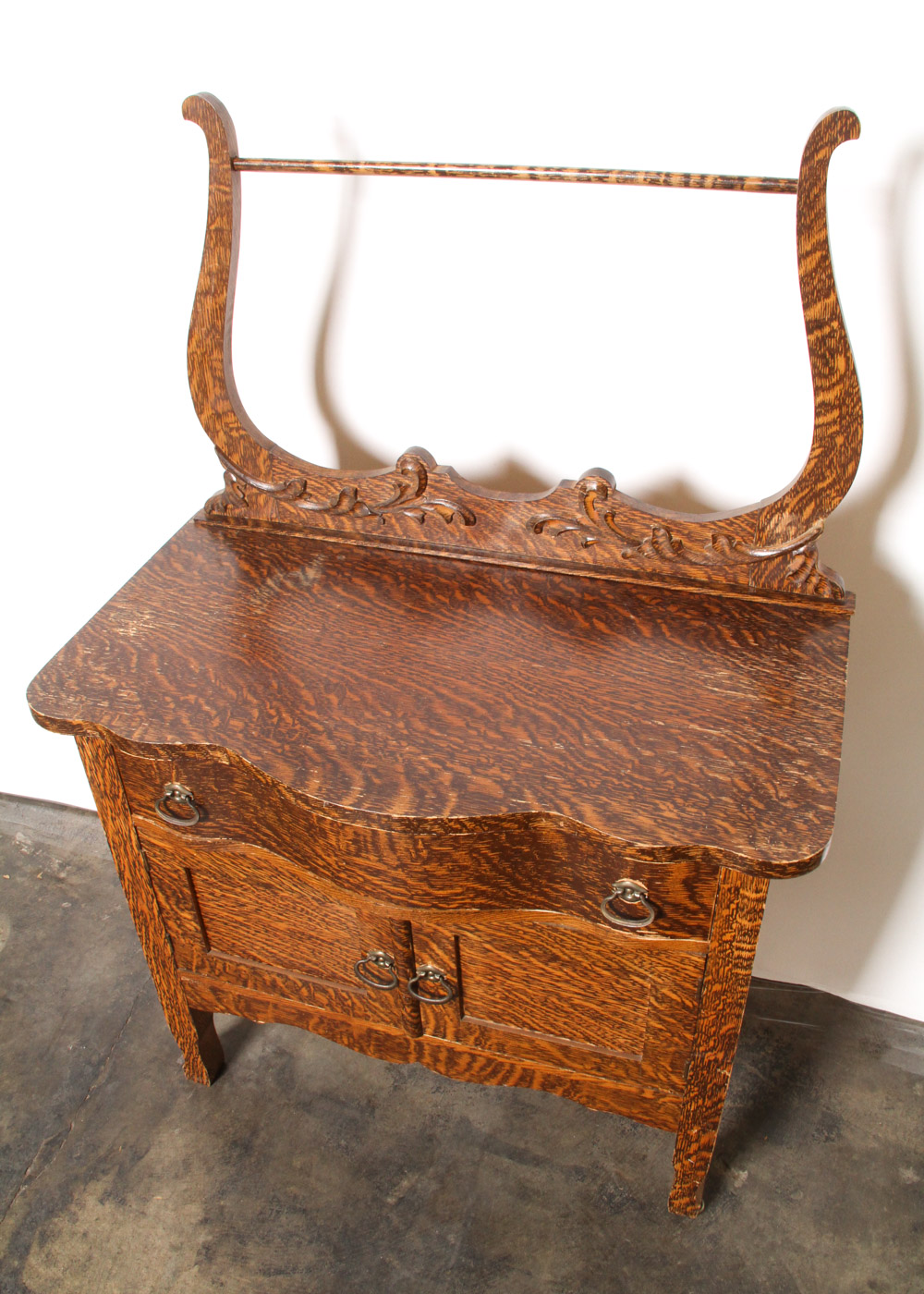 Vintage Victorian Style Faux Tiger Oak Wash Stand with Towel Bar