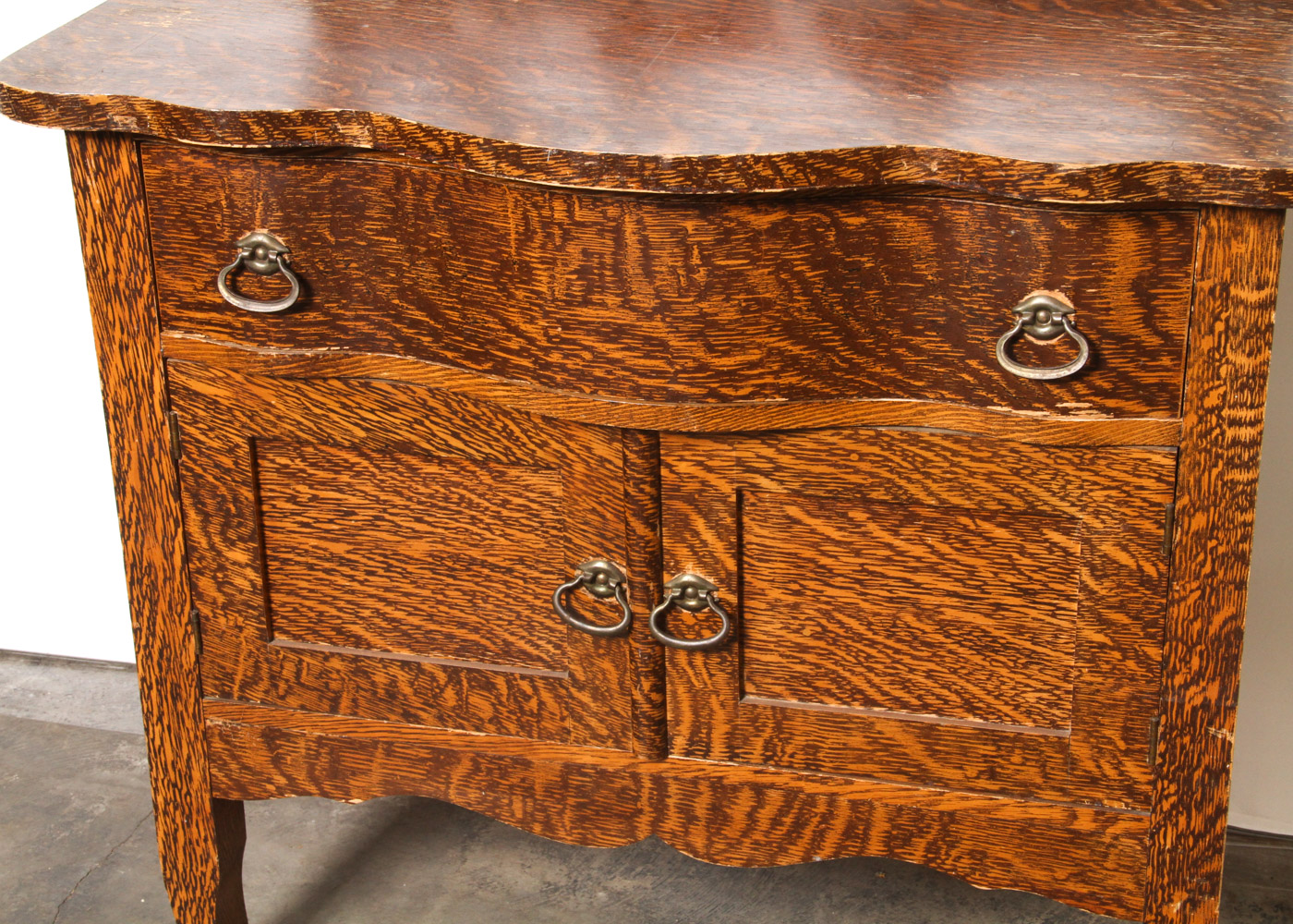 Vintage Victorian Style Faux Tiger Oak Wash Stand with Towel Bar