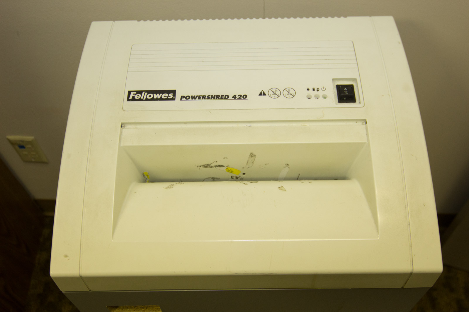 Fellowes Powershred 420 Document Shredder