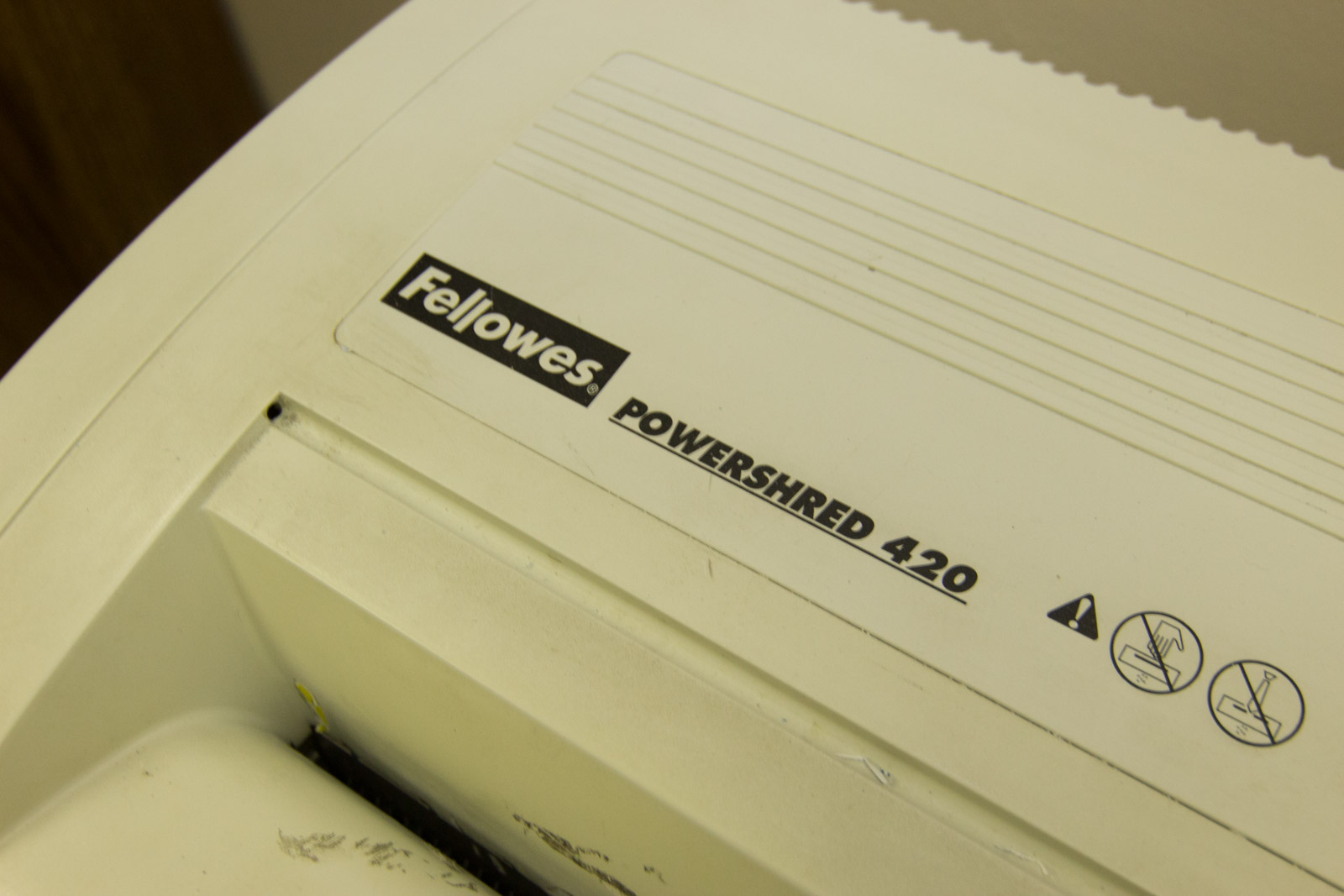 Fellowes Powershred 420 Document Shredder