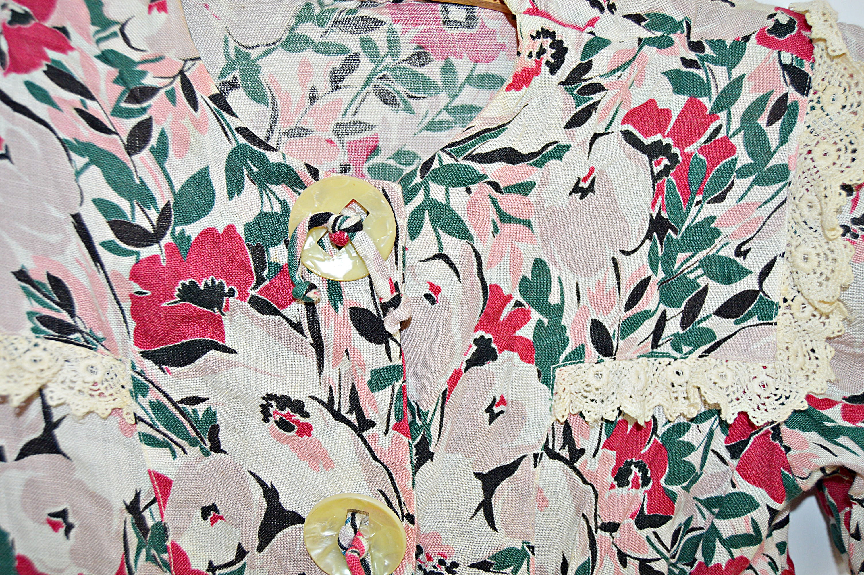 1930s Flowered Linen Dress