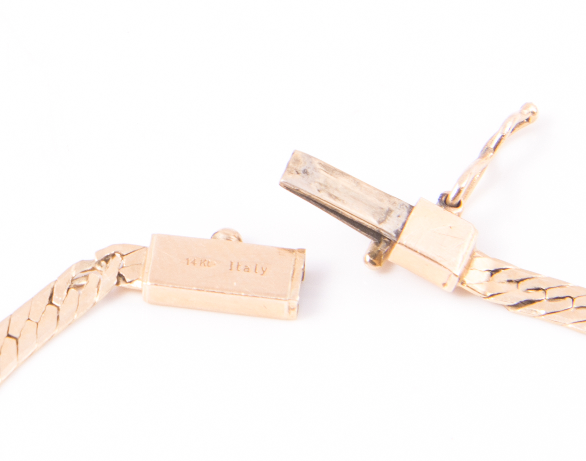 14K Yellow Gold Herringbone Bracelet