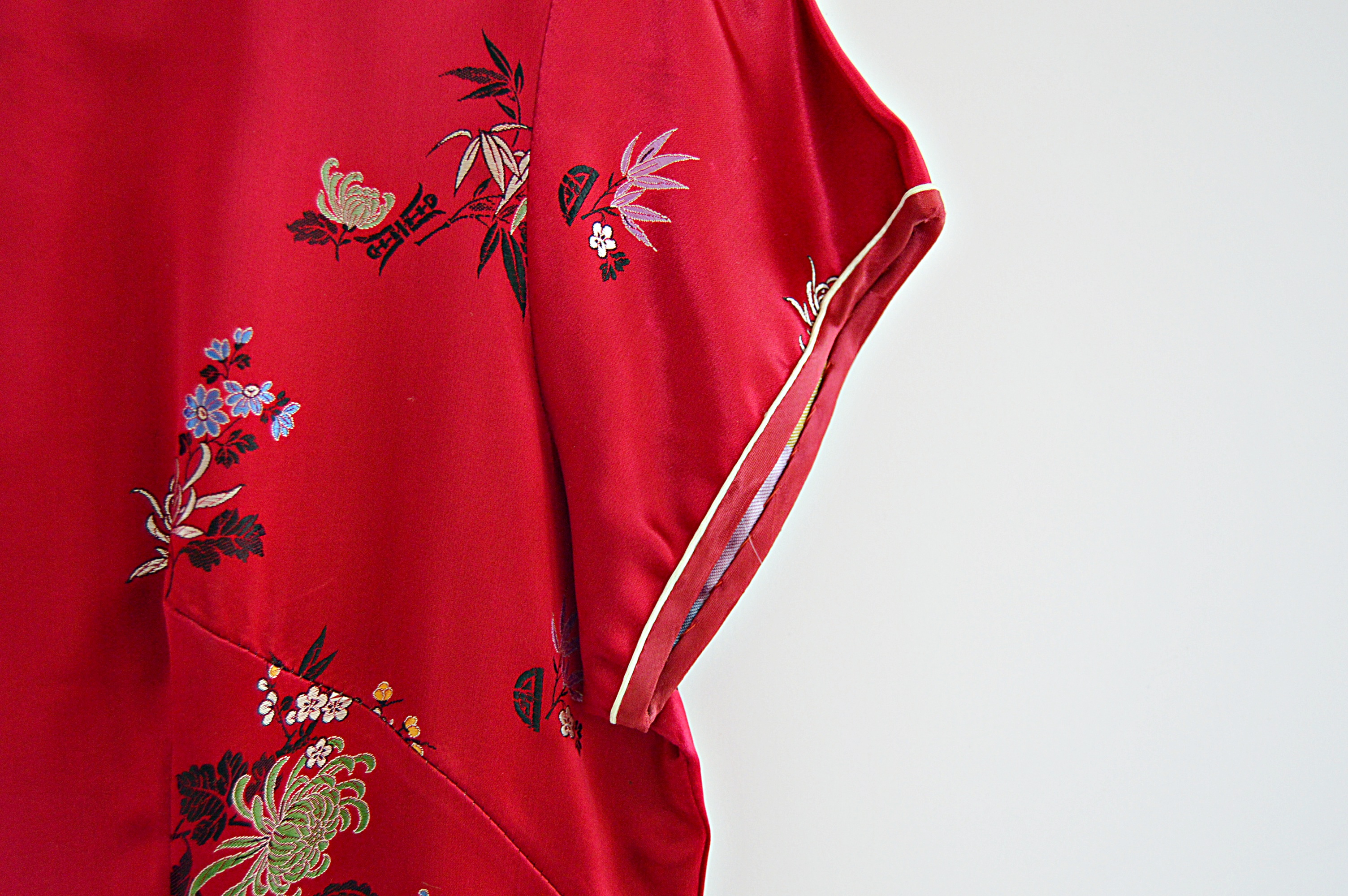Vintage Chinese Silk Satin Cheongsam
