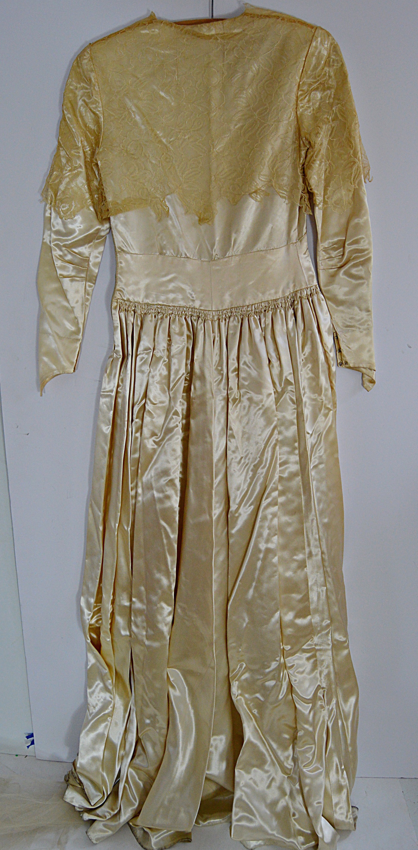 1940s Cream Satin Wedding Dress with Veil