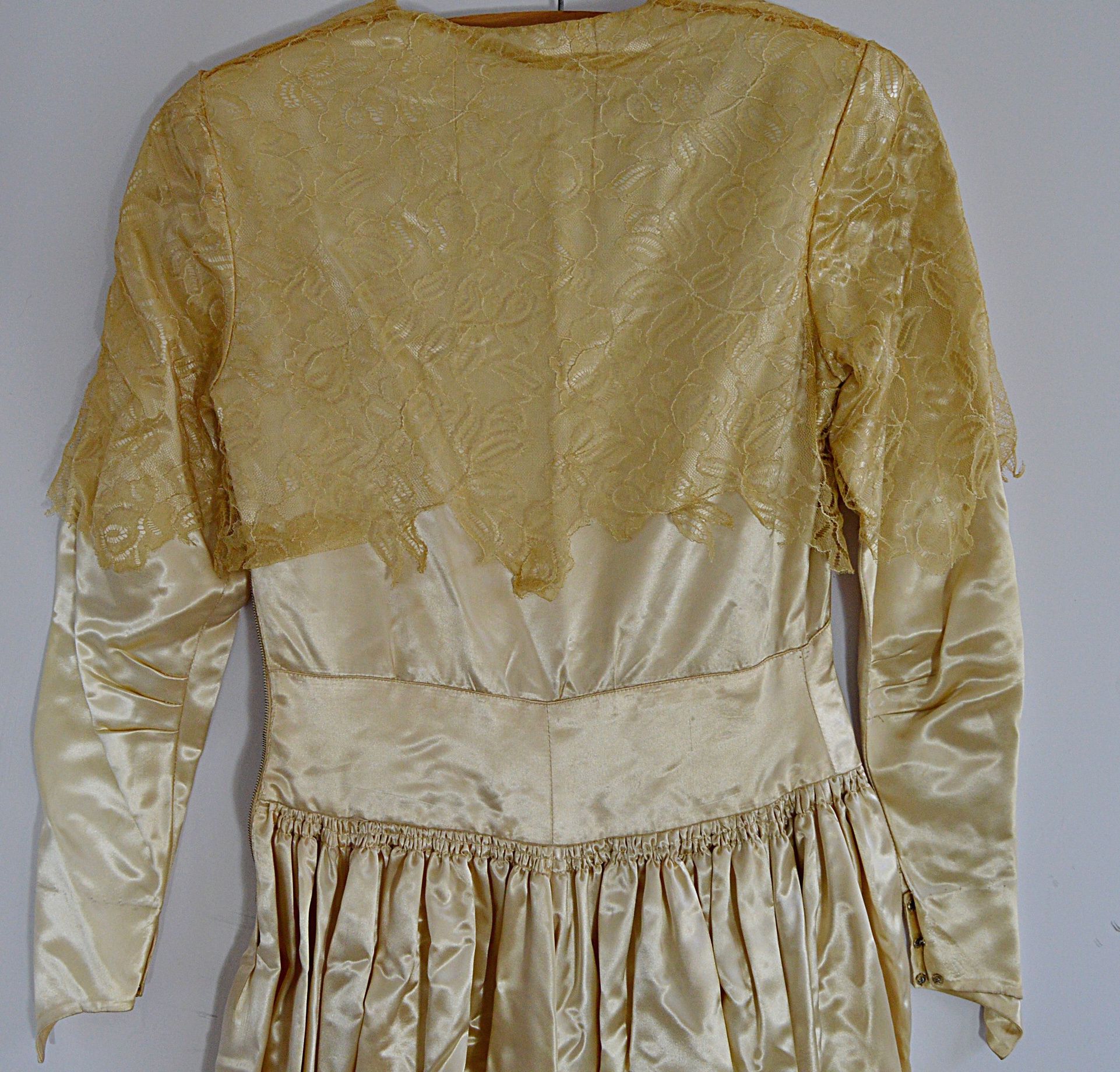 1940s Cream Satin Wedding Dress with Veil