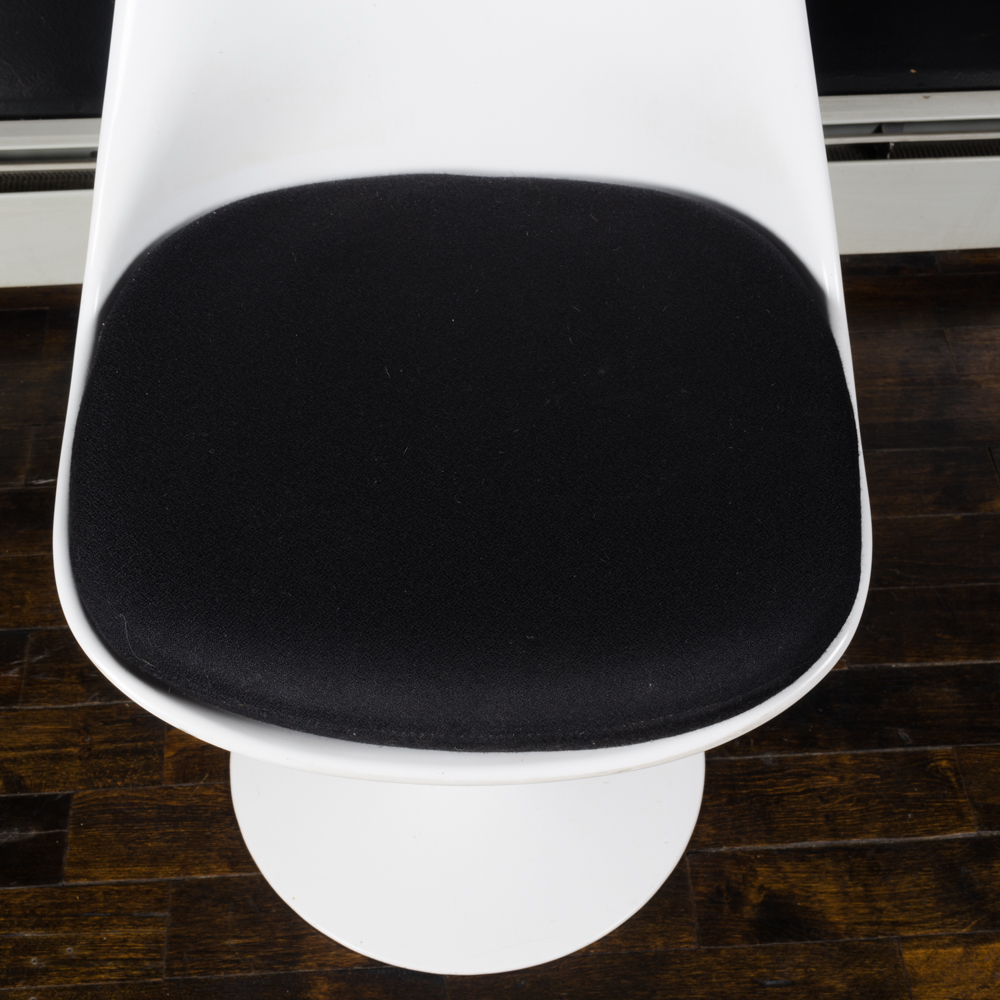 Mid Century Modern "Tulip" Armless Chair by Saarinen for Knoll