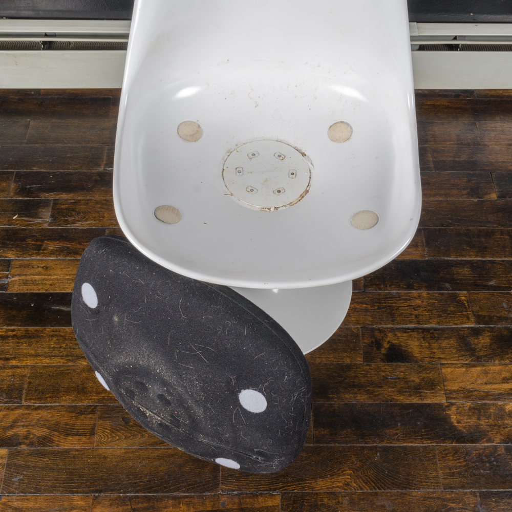 Mid Century Modern "Tulip" Armless Chair by Saarinen for Knoll