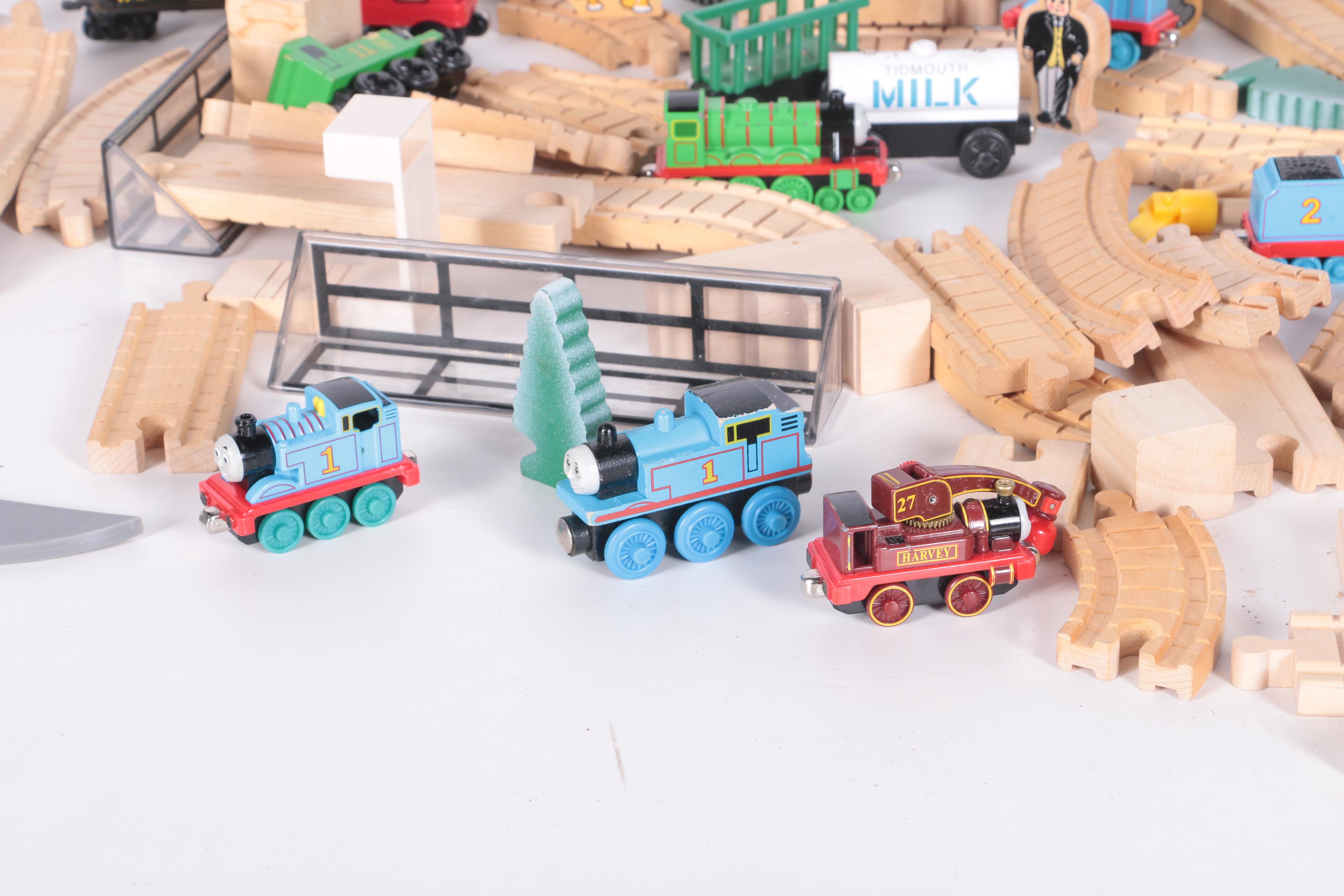 "Thomas the Tank Engine" Toy Set