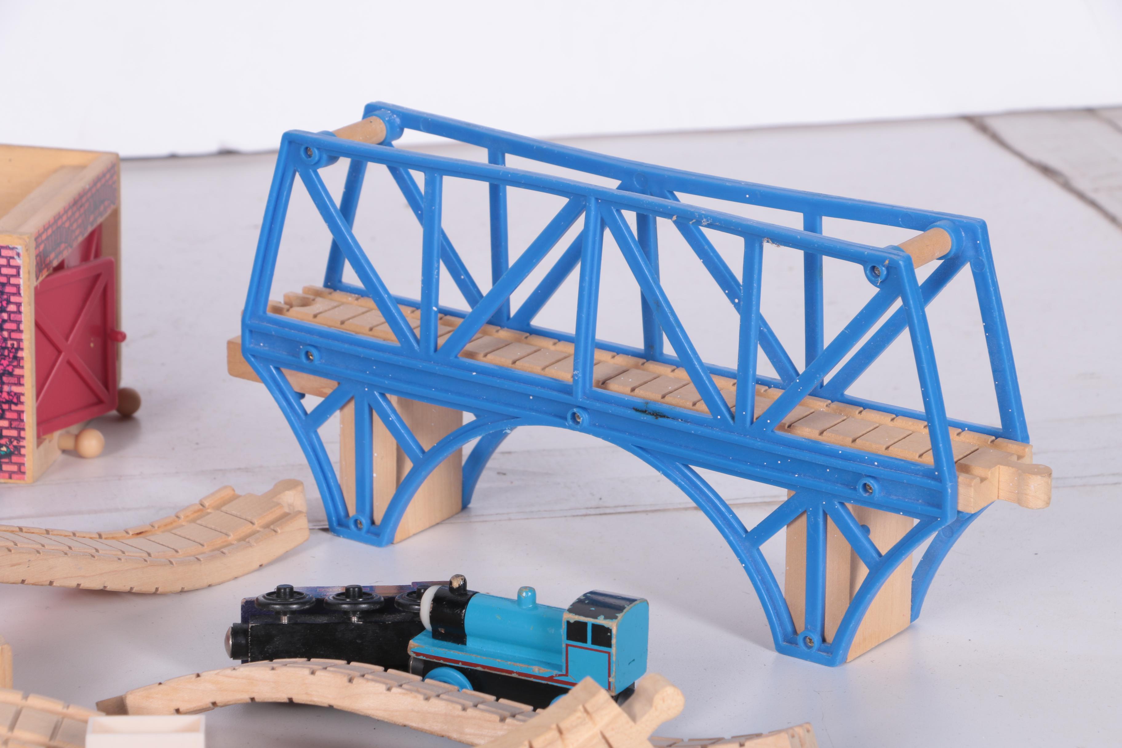 "Thomas the Tank Engine" Toy Set