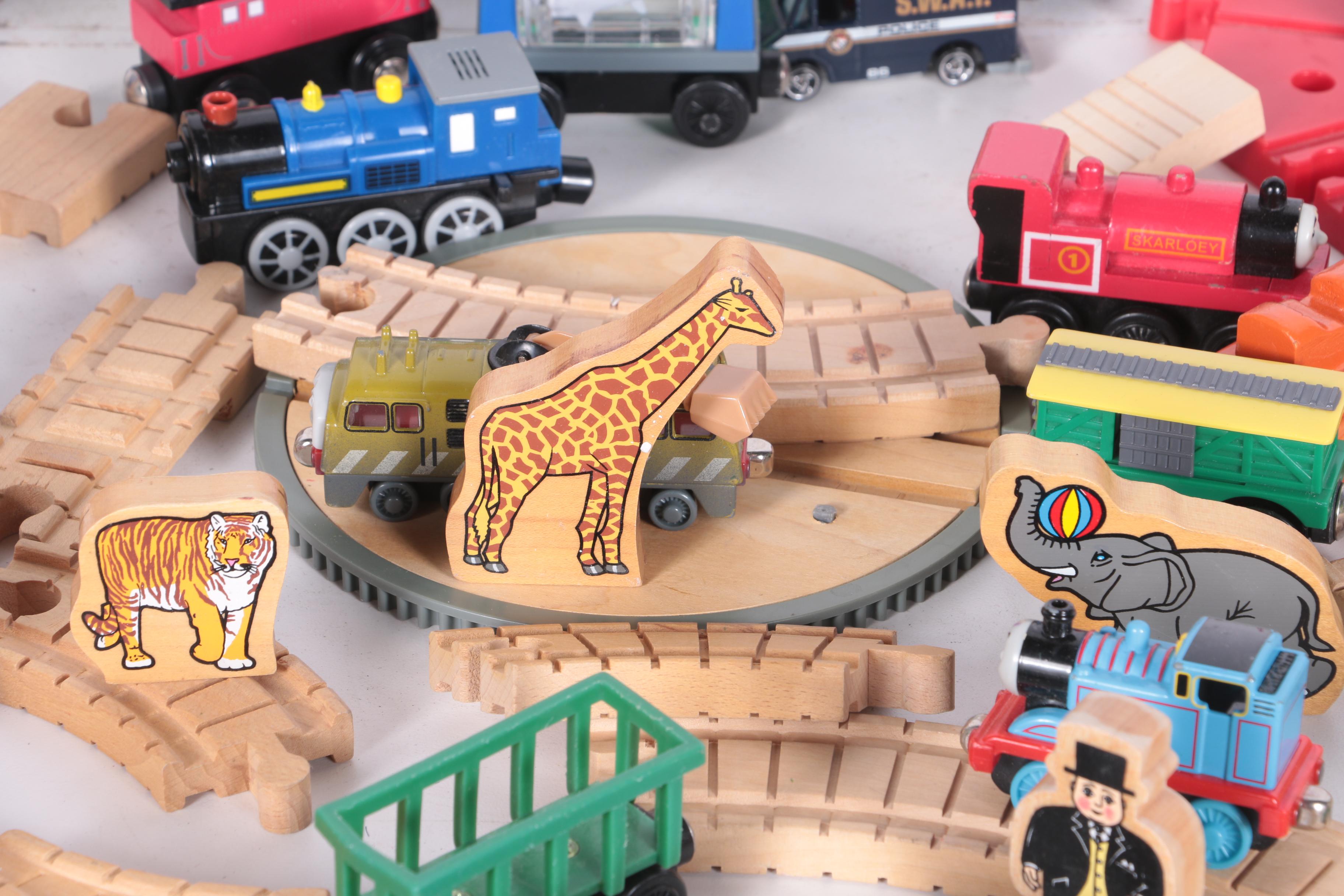 "Thomas the Tank Engine" Toy Set