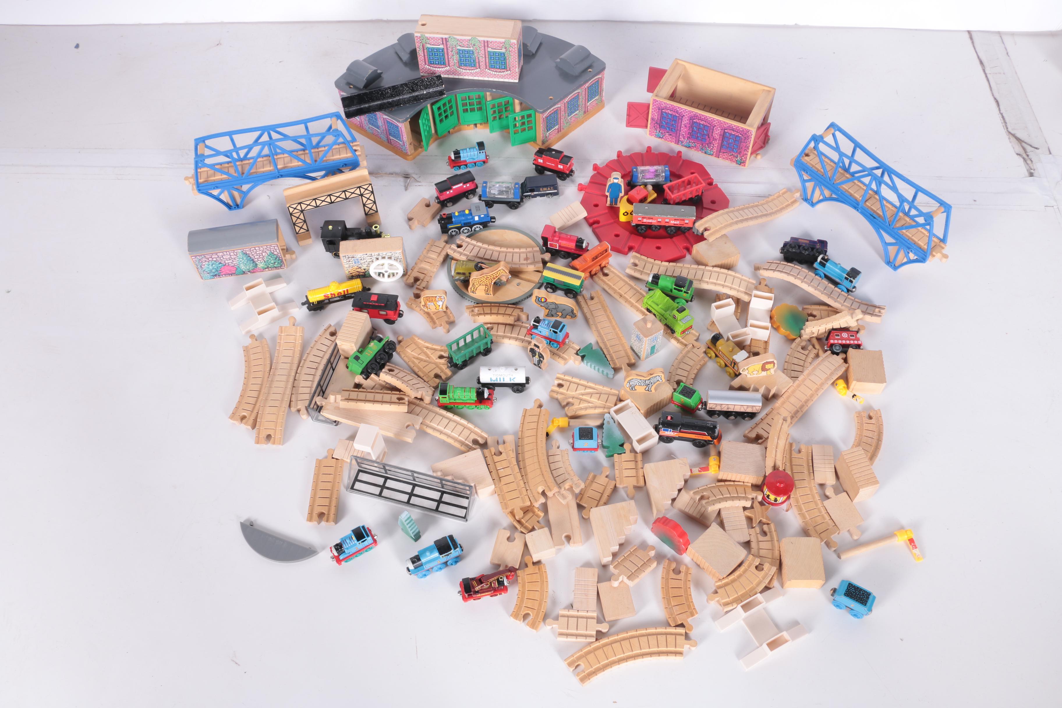 "Thomas the Tank Engine" Toy Set