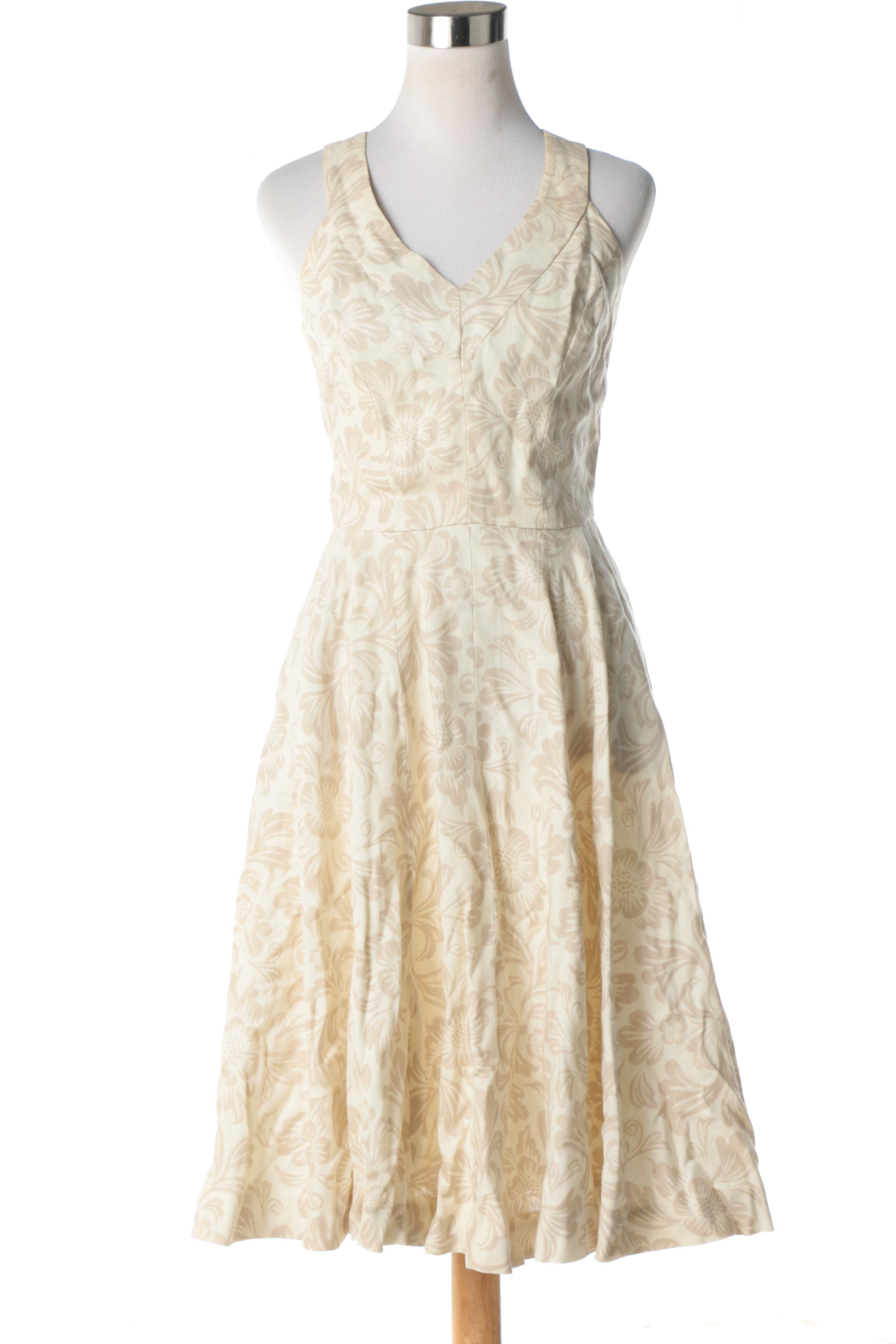 Women's Vintage Light-Colored Sleeveless Sundresses