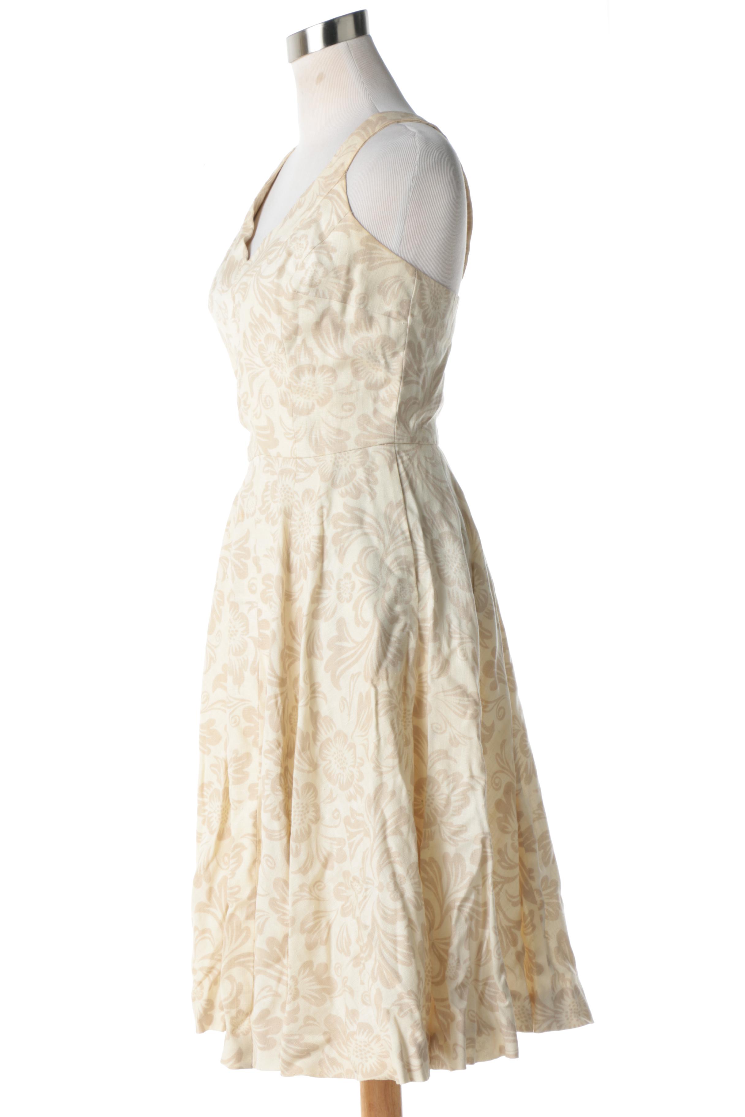Women's Vintage Light-Colored Sleeveless Sundresses