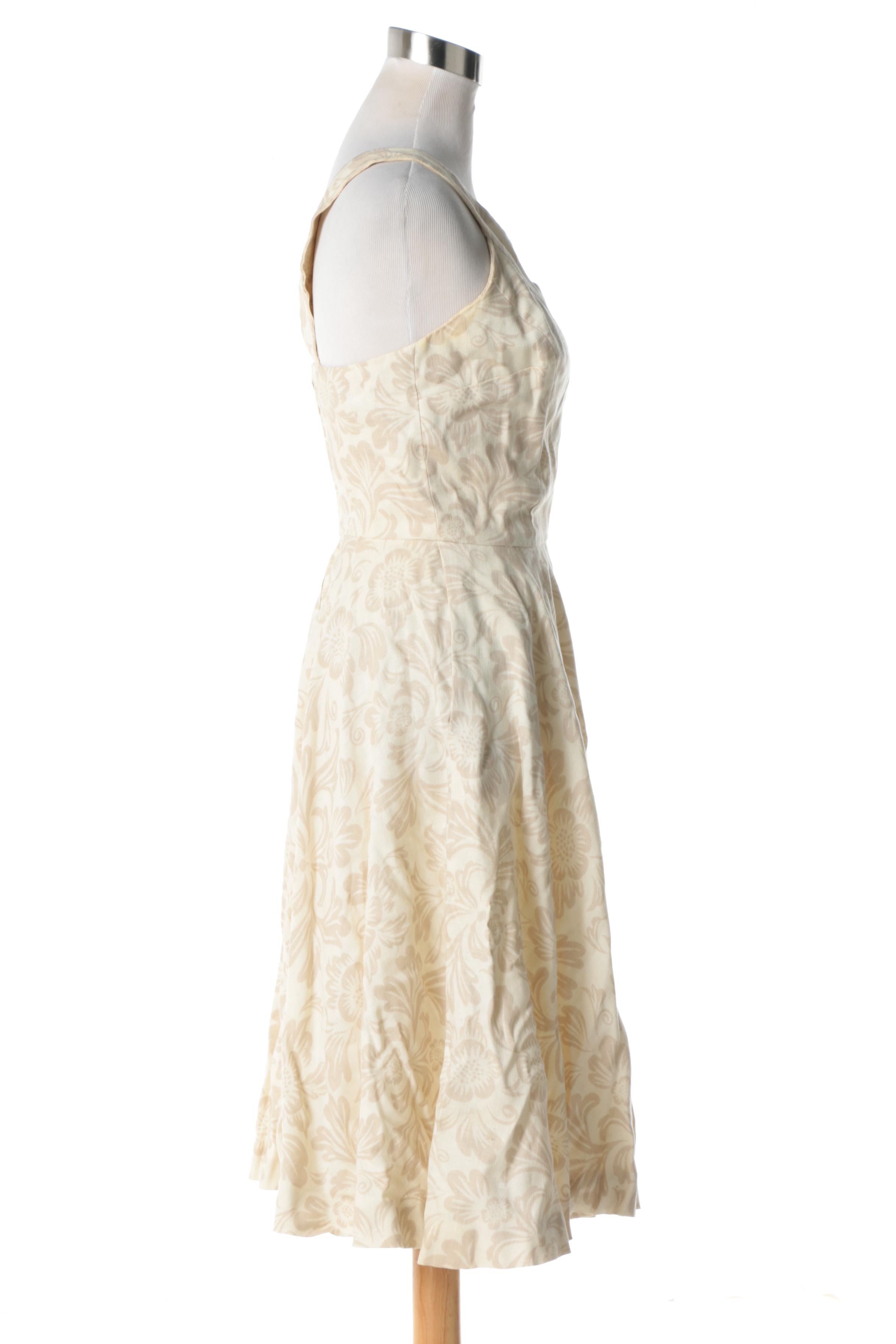 Women's Vintage Light-Colored Sleeveless Sundresses