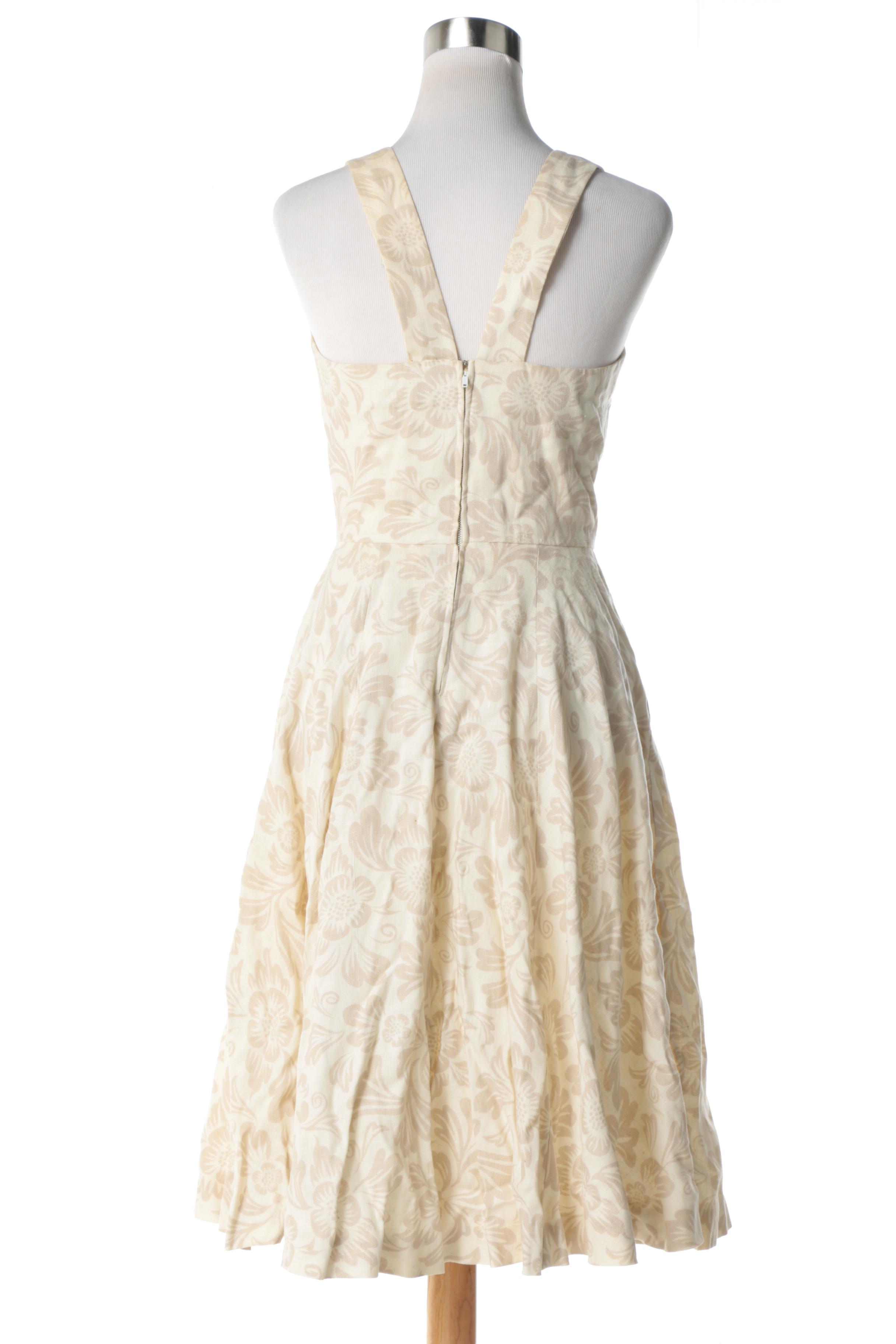 Women's Vintage Light-Colored Sleeveless Sundresses