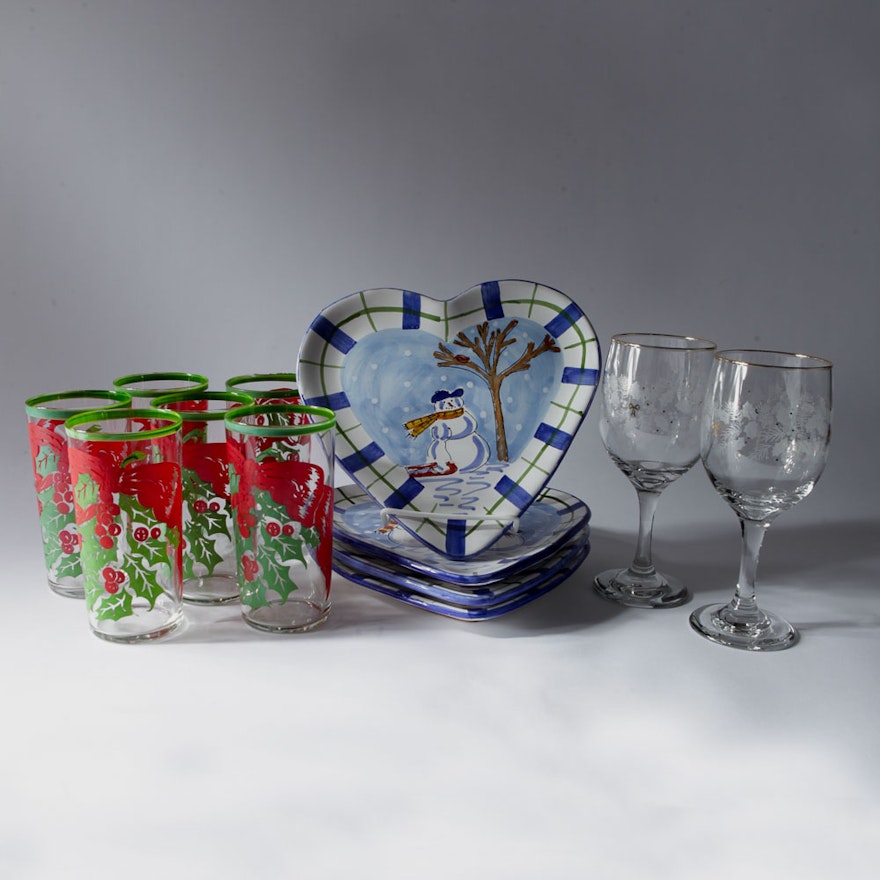 Christmas-Themed Tableware Assortment