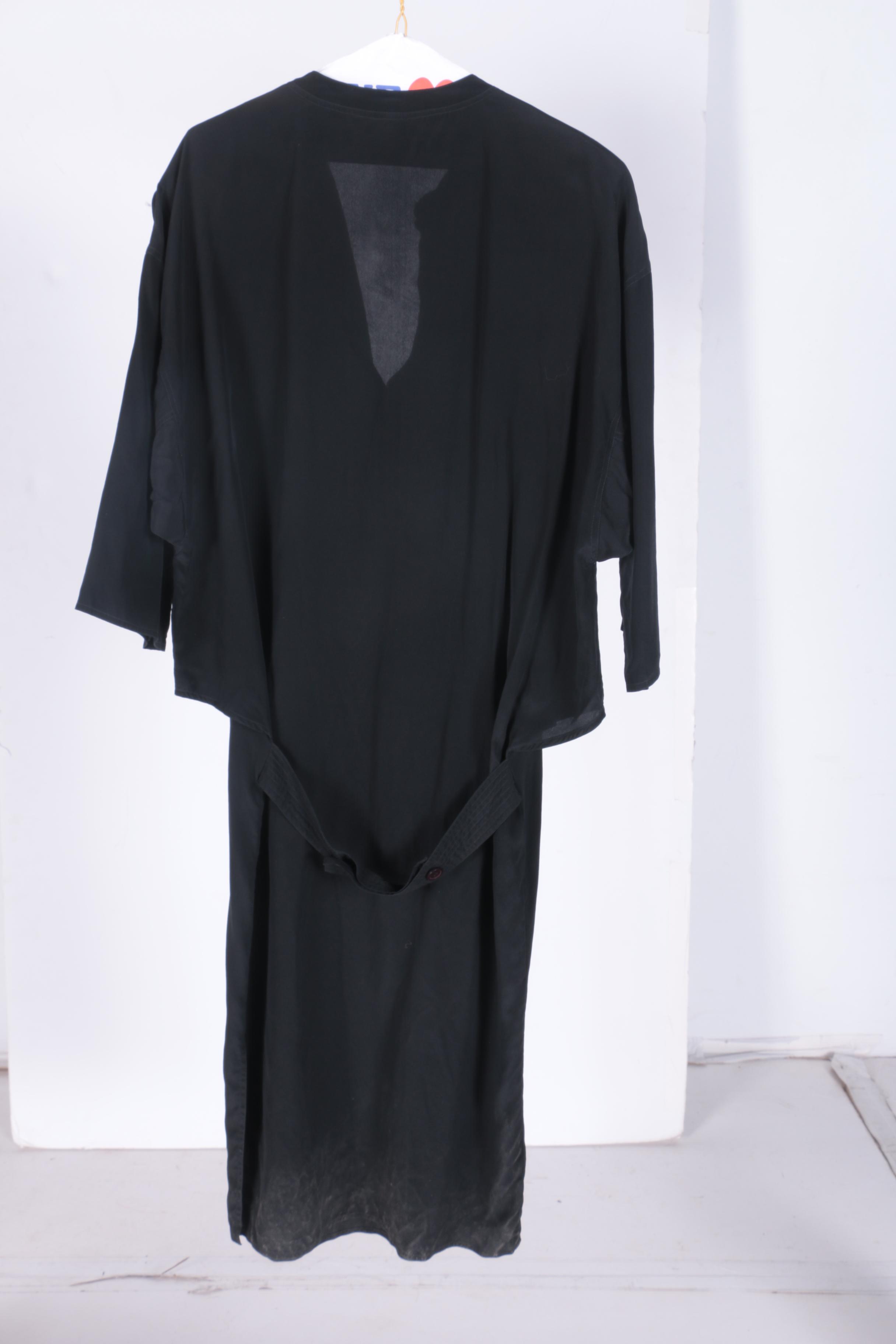 Women's Tops Featuring Primavera