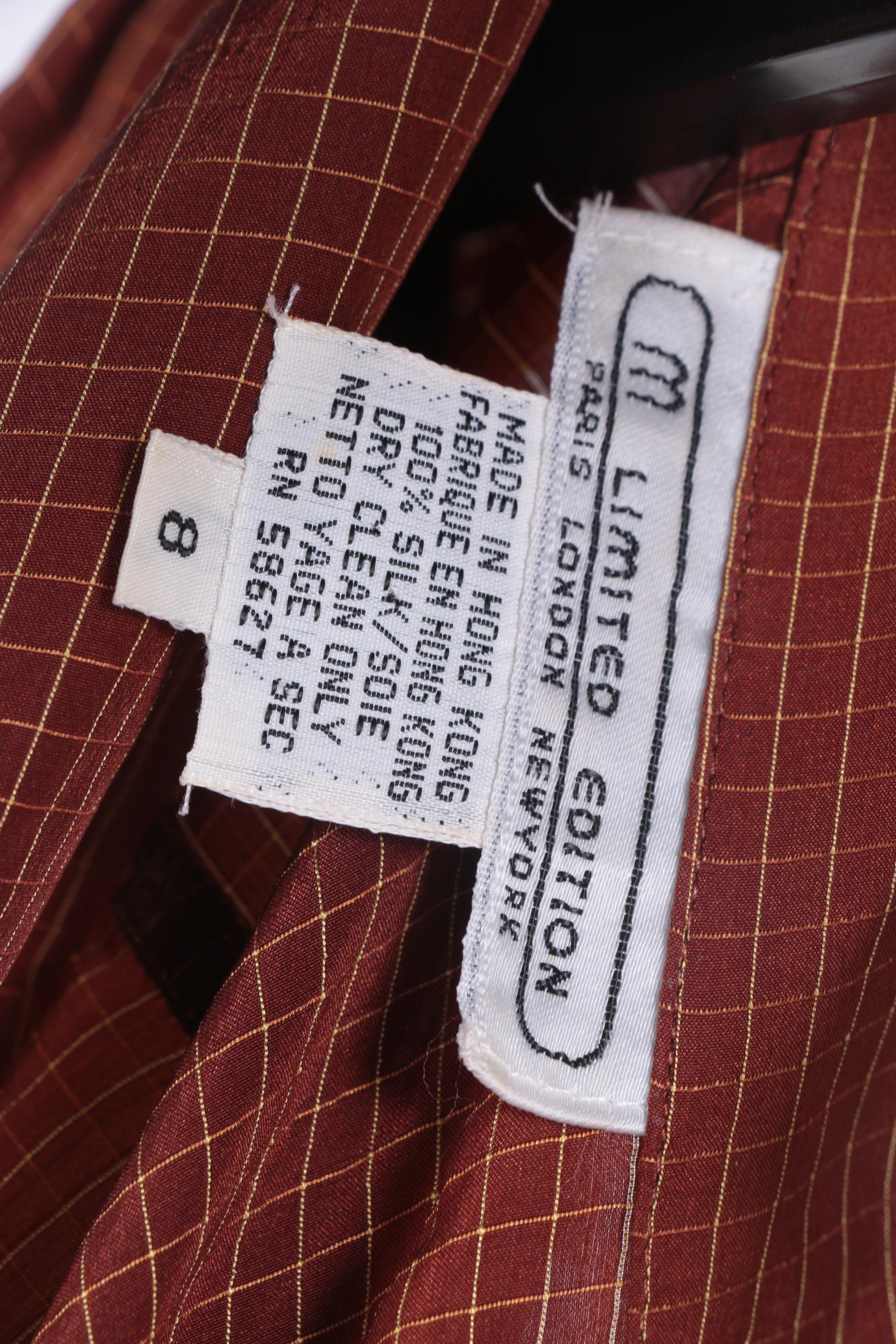 Women's Tops Featuring Primavera