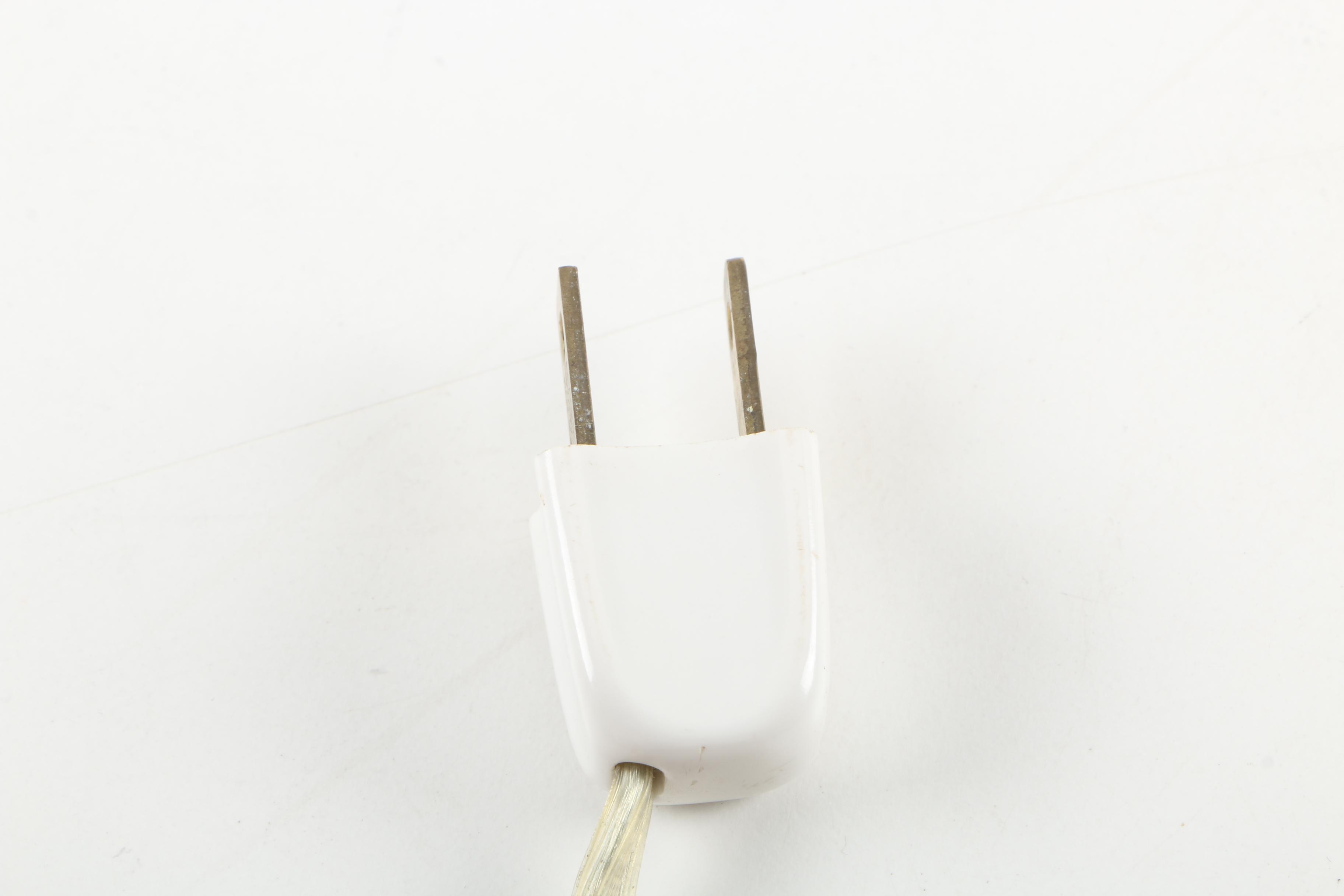 Vintage Blanc de Chine Figural Table Lamp