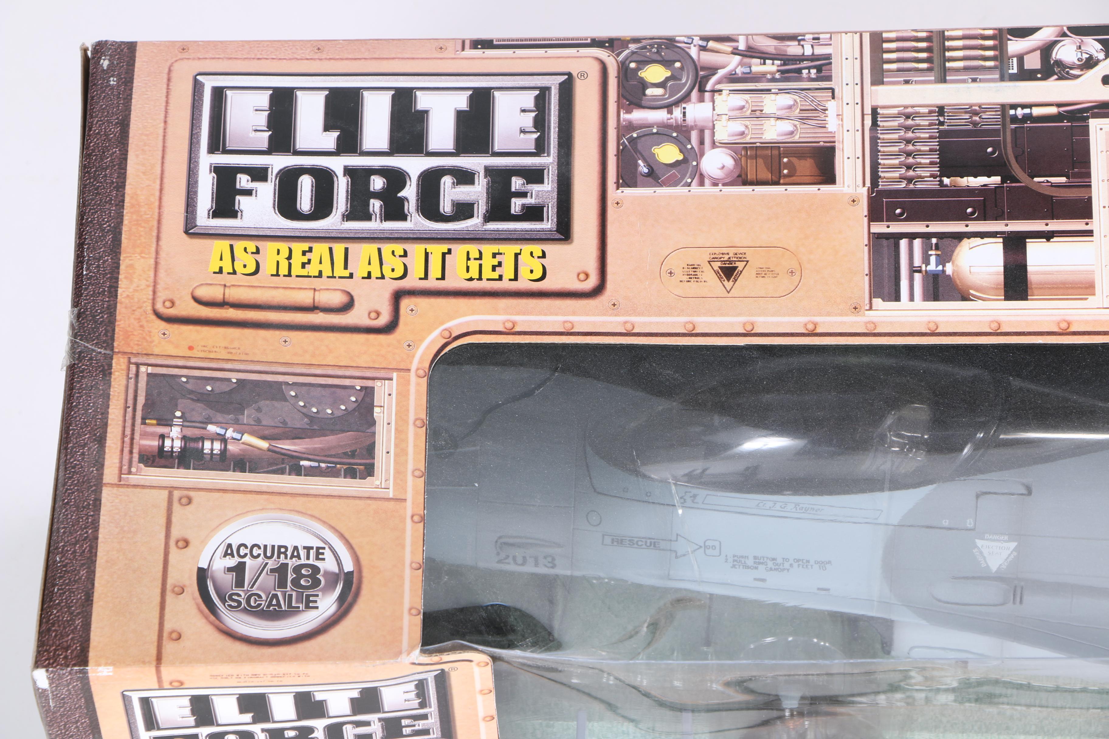 Elite Force 1/18 Scale U.S.A.F. F-16 Fighting Falcon Toy
