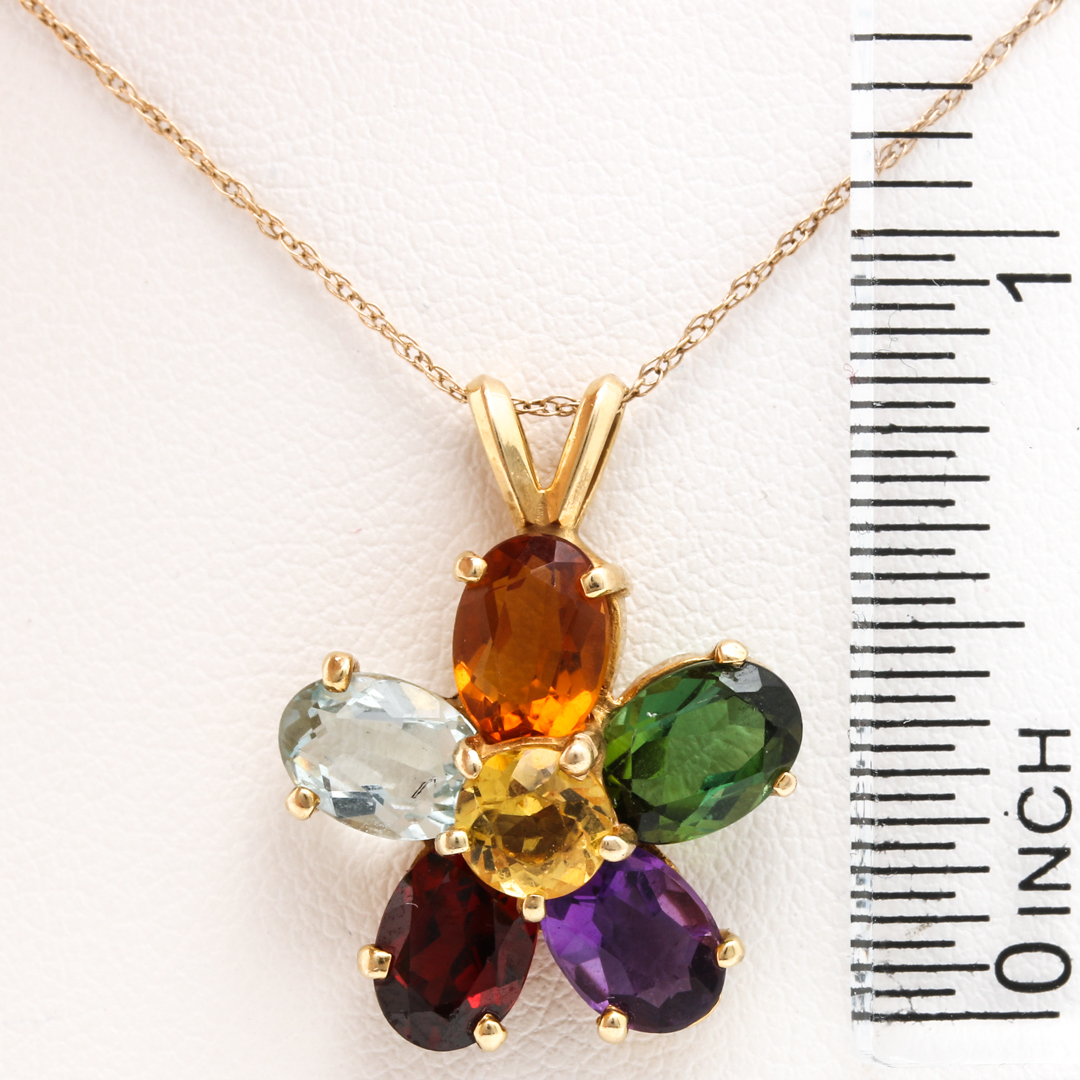 14K Yellow Gold Gemstone Flower Pendant Necklace