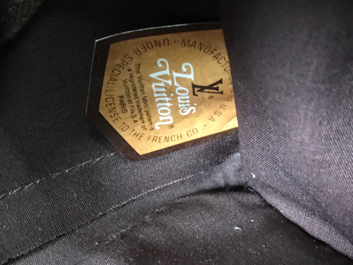 Circa 1970s Vintage Louis Vuitton French Company Garment Bag