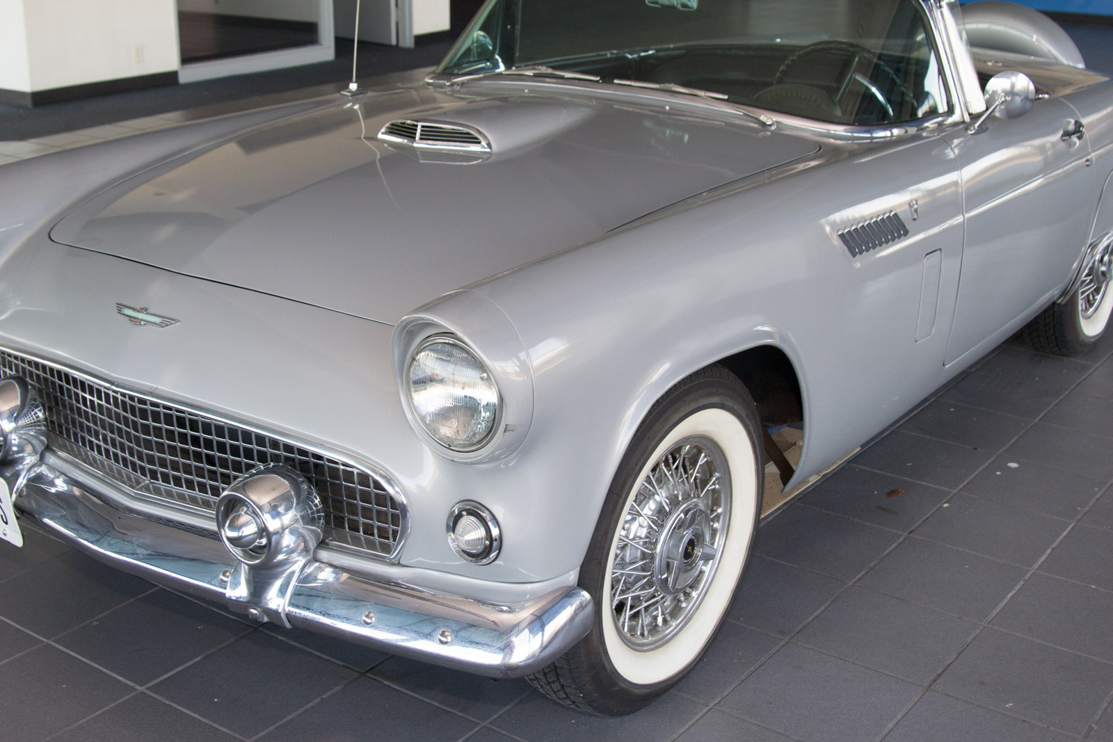 1956 Convertible Ford Thunderbird