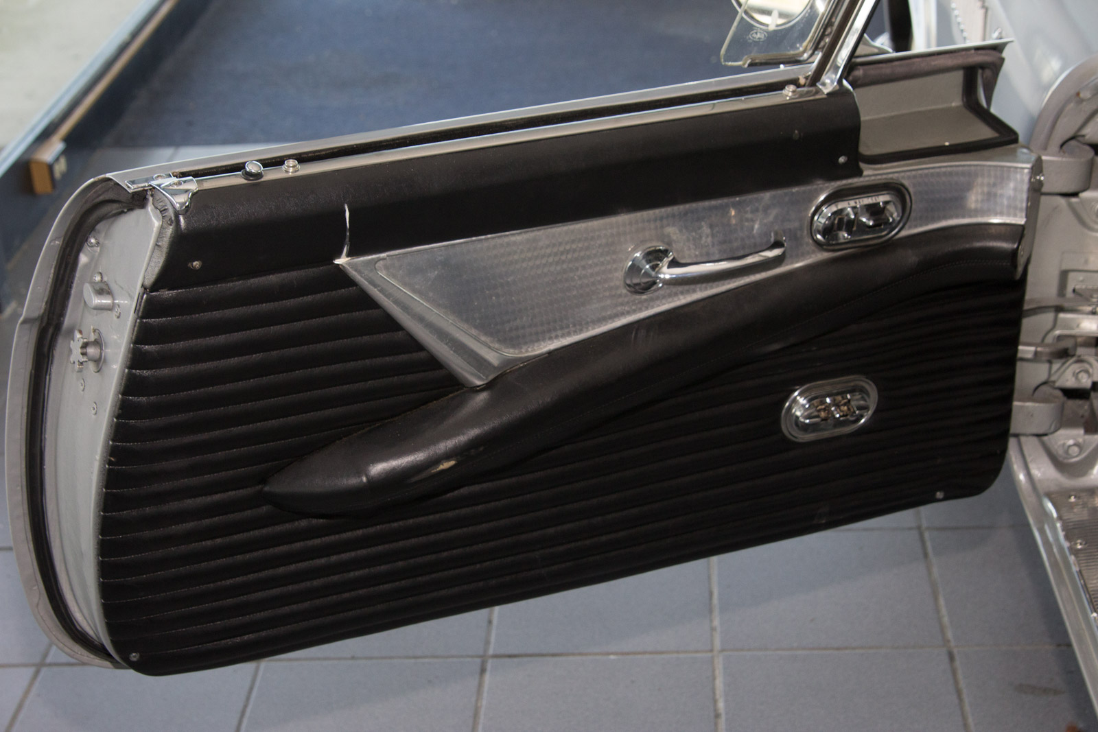 1956 Convertible Ford Thunderbird