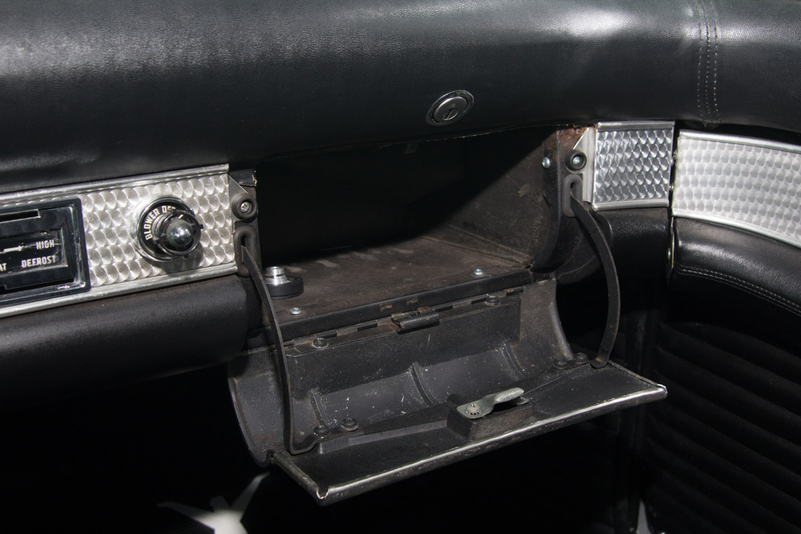 1956 Convertible Ford Thunderbird