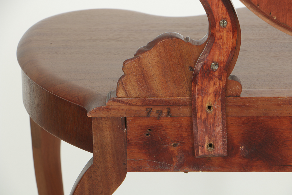 Vintage Louis XV Style Mahogany Vanity with Mirror