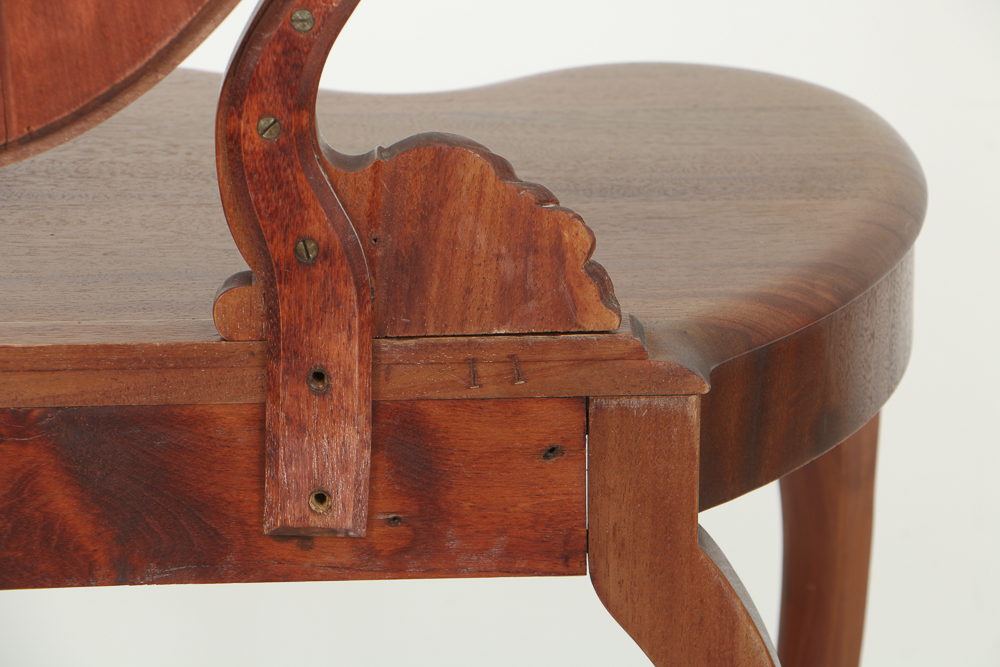 Vintage Louis XV Style Mahogany Vanity with Mirror