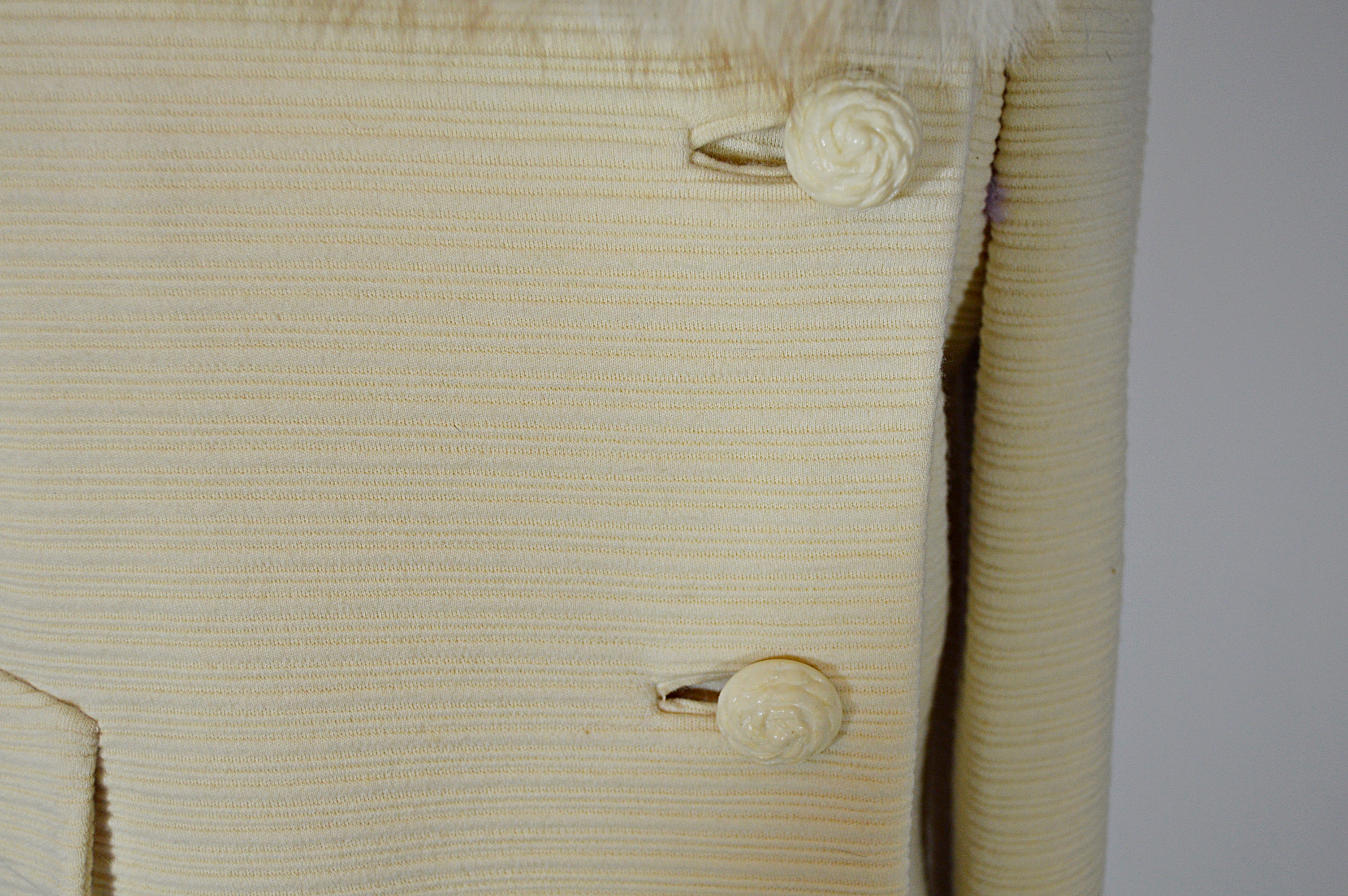 Vintage Cream Wool Coat with Fox Fur Collar