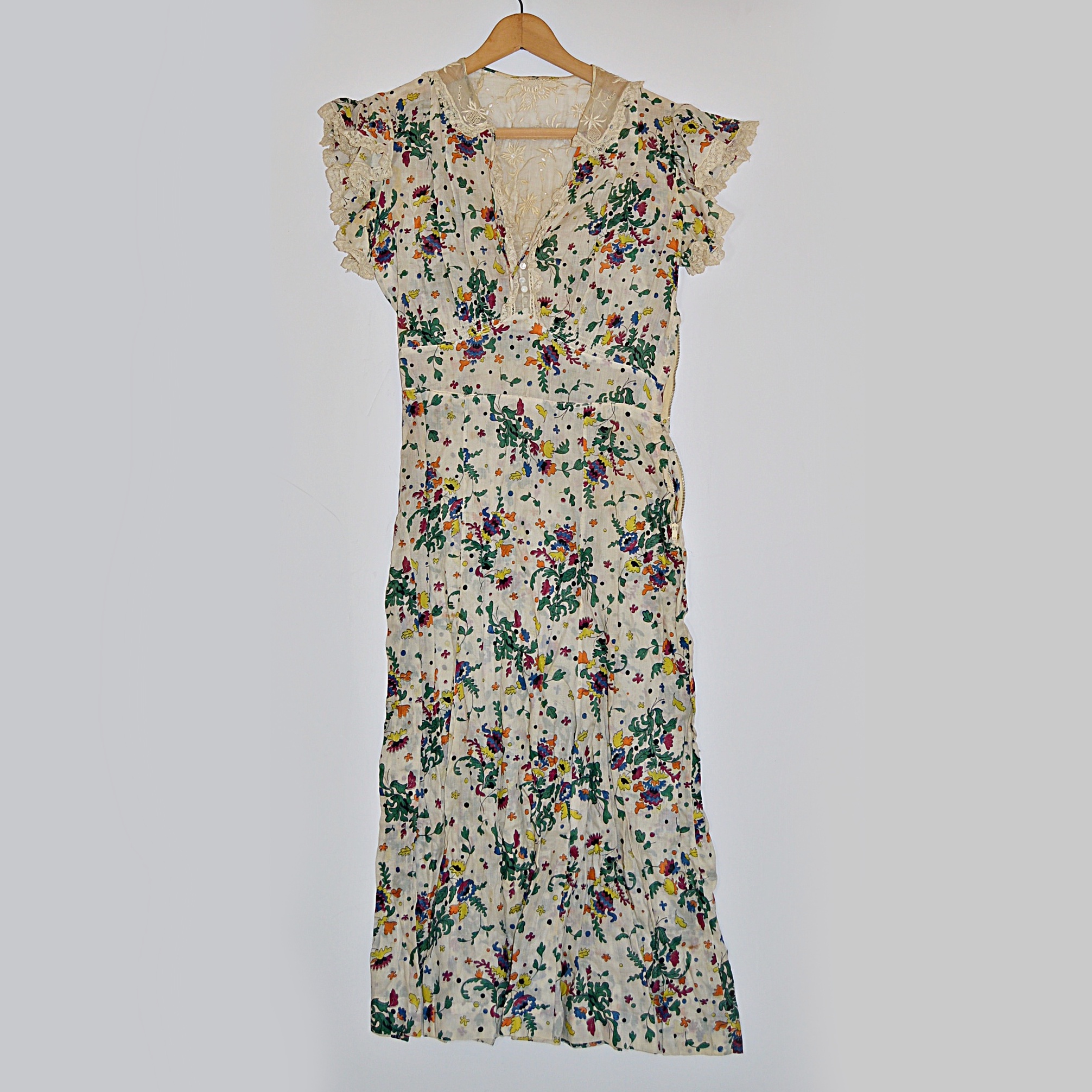 1930s Floral Patterned Cotton Dress