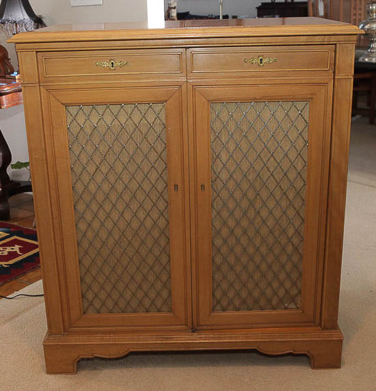 Vintage Magnavox "Regency Symphony" Stereo Cabinet with Radio and Record Player