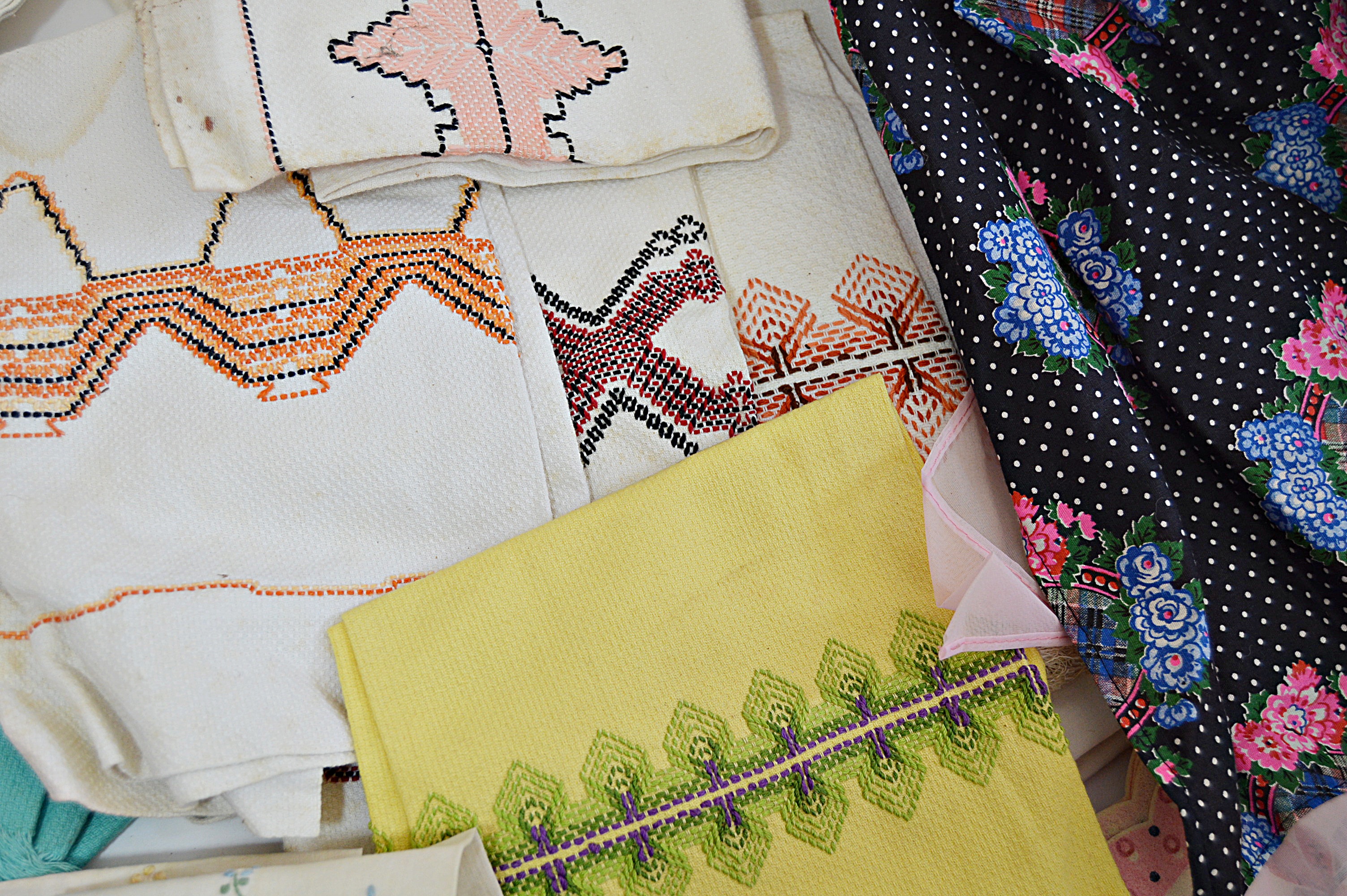 Vintage Aprons and Embroidered Table Linens