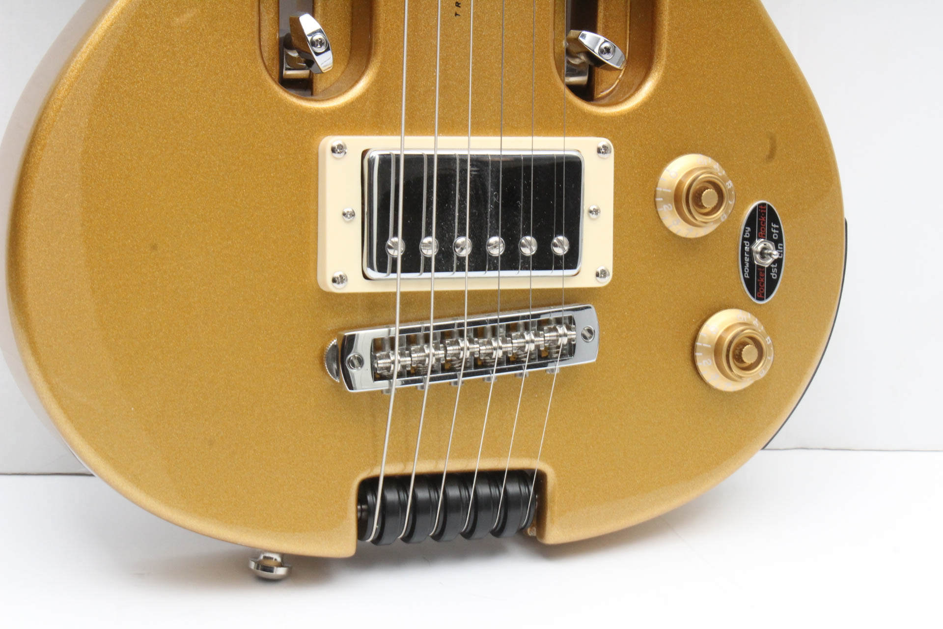Traveler Guitar EG-1 Custom Electric Travel Guitar in Gold