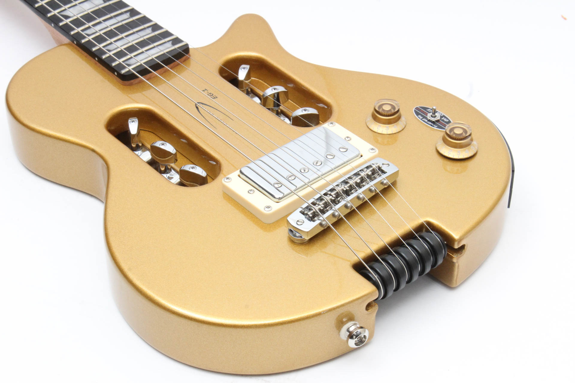 Traveler Guitar EG-1 Custom Electric Travel Guitar in Gold