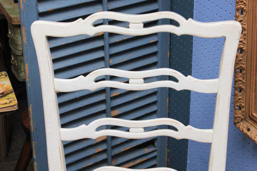 Vintage White Ladder-Back Side Chair