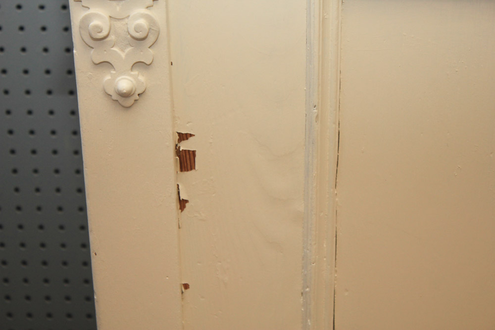 White Painted Kitchen Hutch