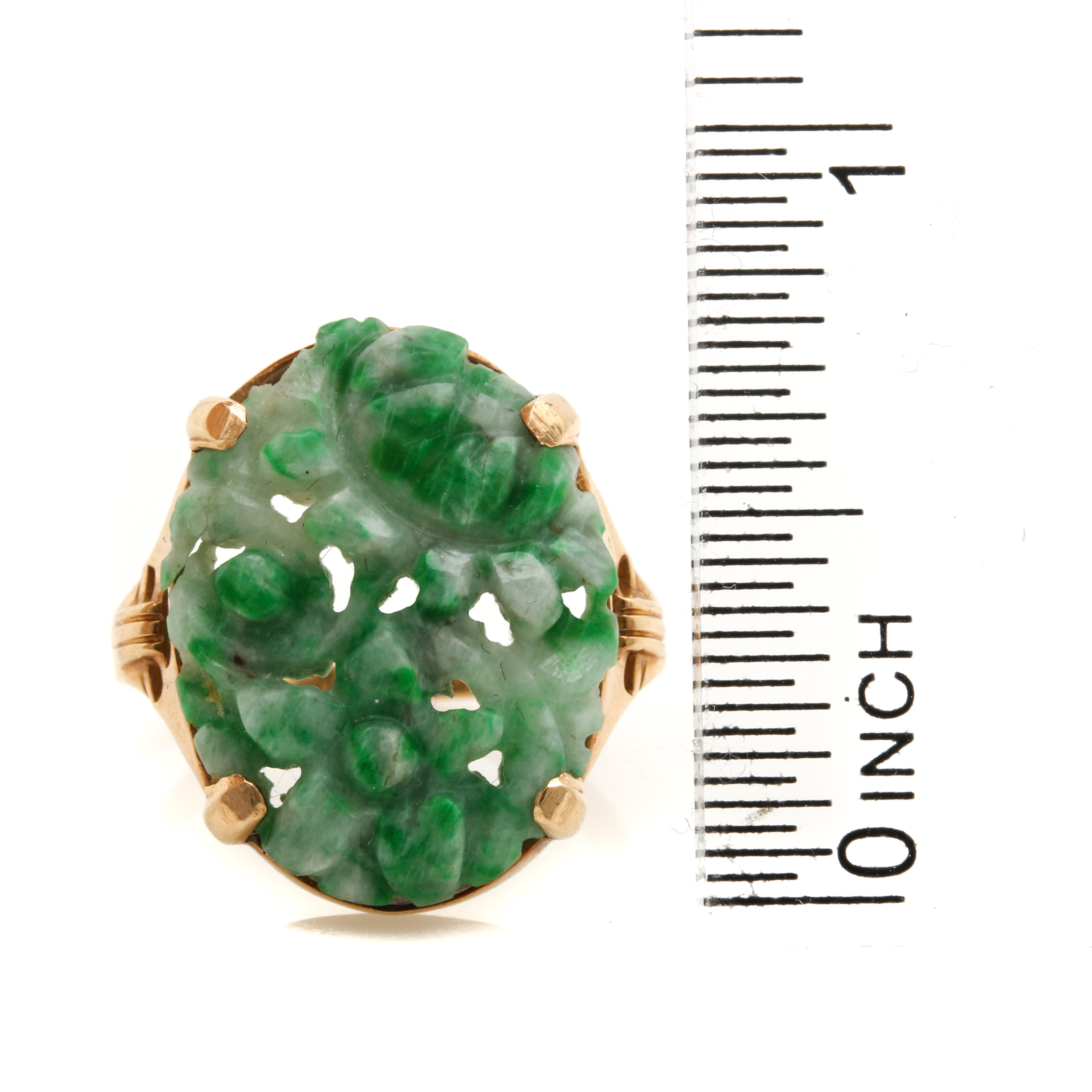 14K Yellow Gold Carved Jadeite Ring