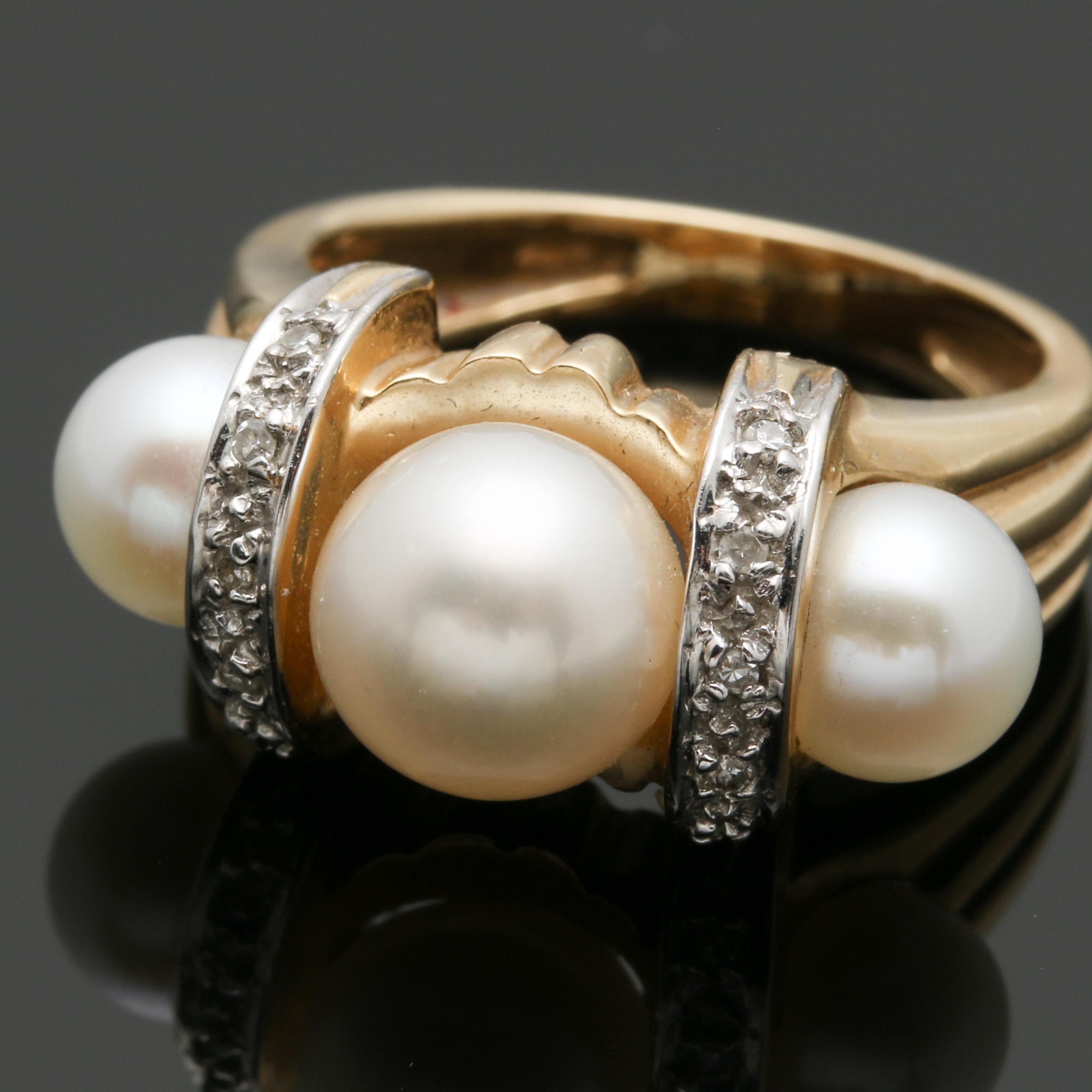14K Yellow Gold Cultured Pearl and Diamond Ring