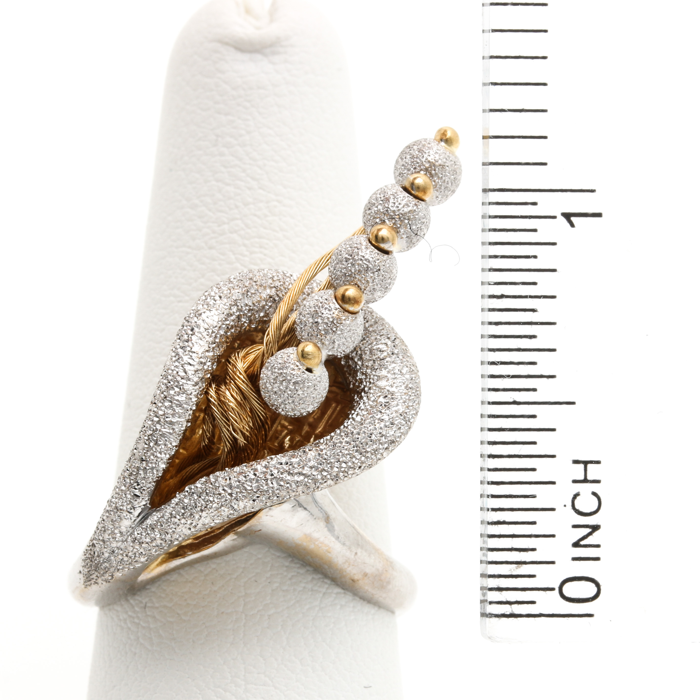 18K White and Yellow Gold Calla Lily Ring